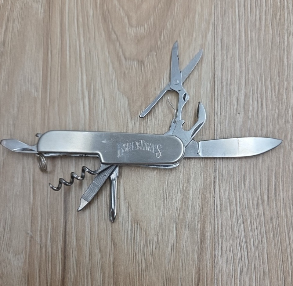 Early Times Whiskey Multi-Tool Utility Pocket Knife (R7-25)