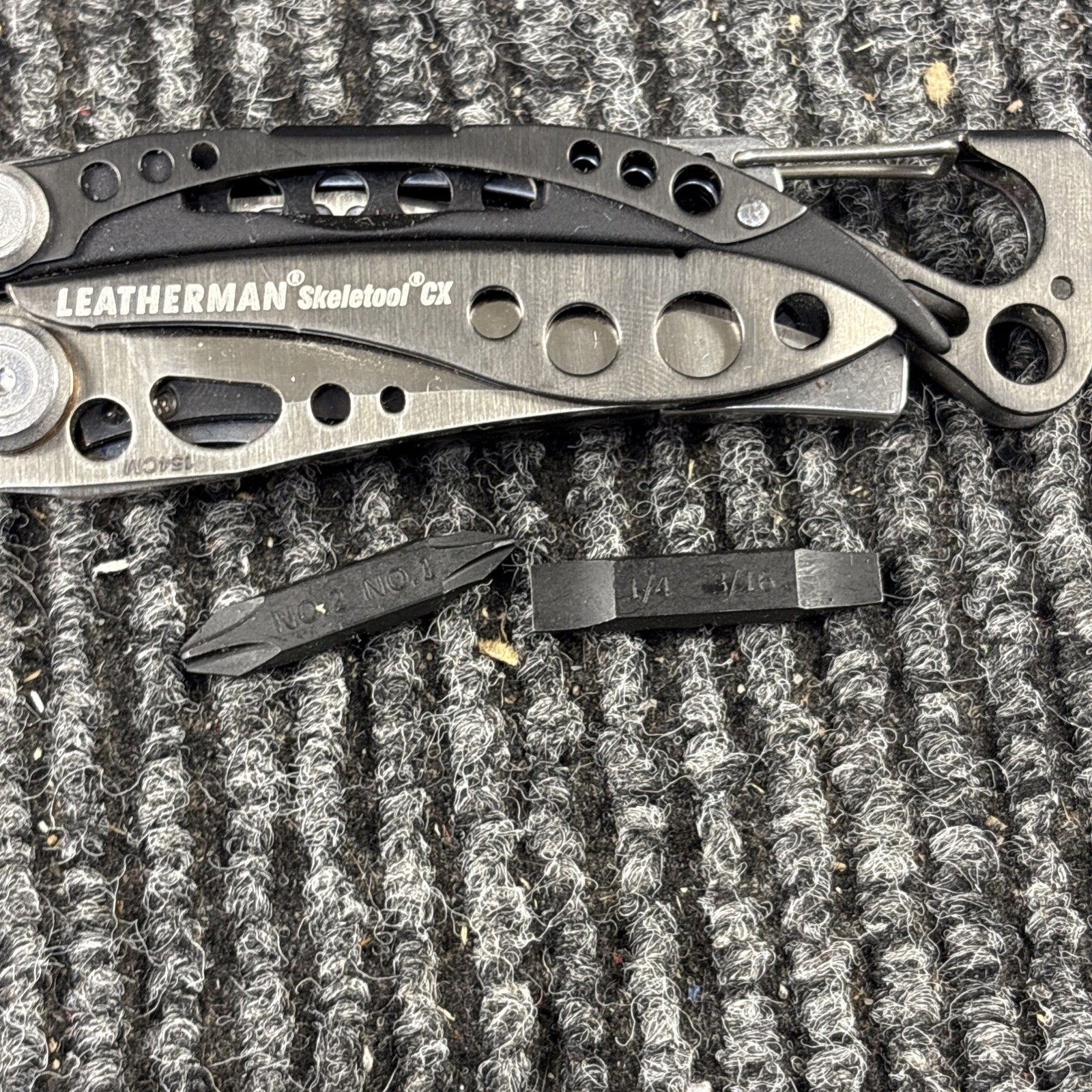 Leatherman Skeletool CX Multi-Tool (078)