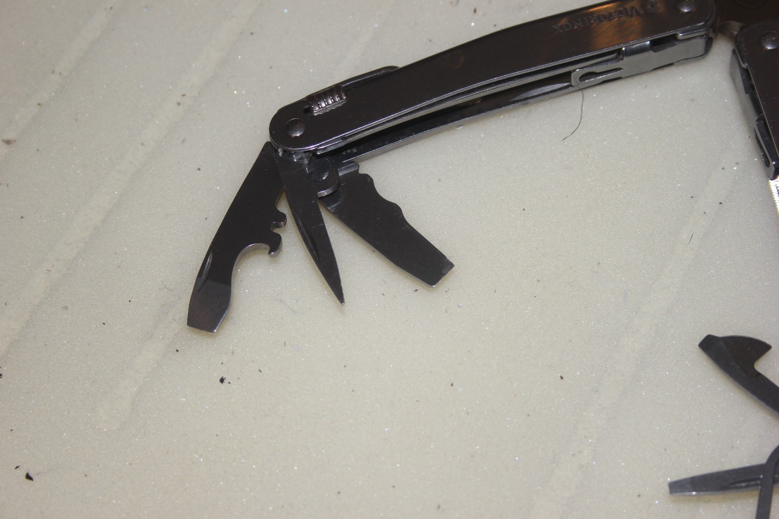 Victorinox Swiss Tool Spirit MX? XBS ? Multitool, leather case, vintage?