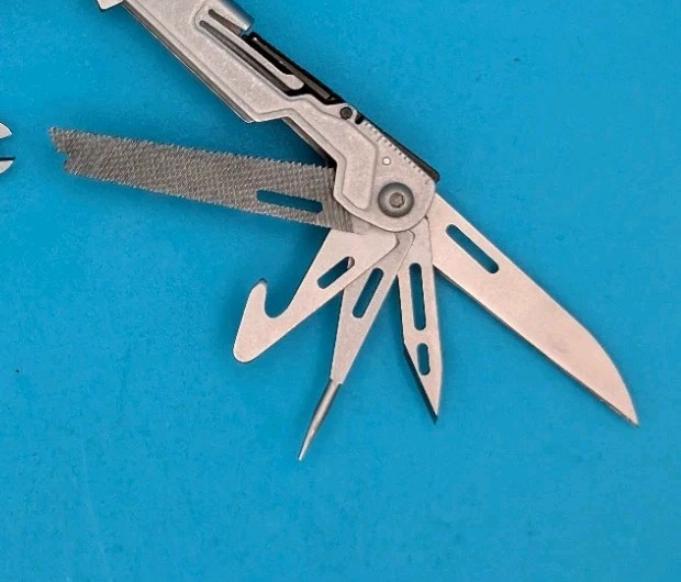 SOG PowerPint Tool Compact Lightweight Silver Multi-Tool!