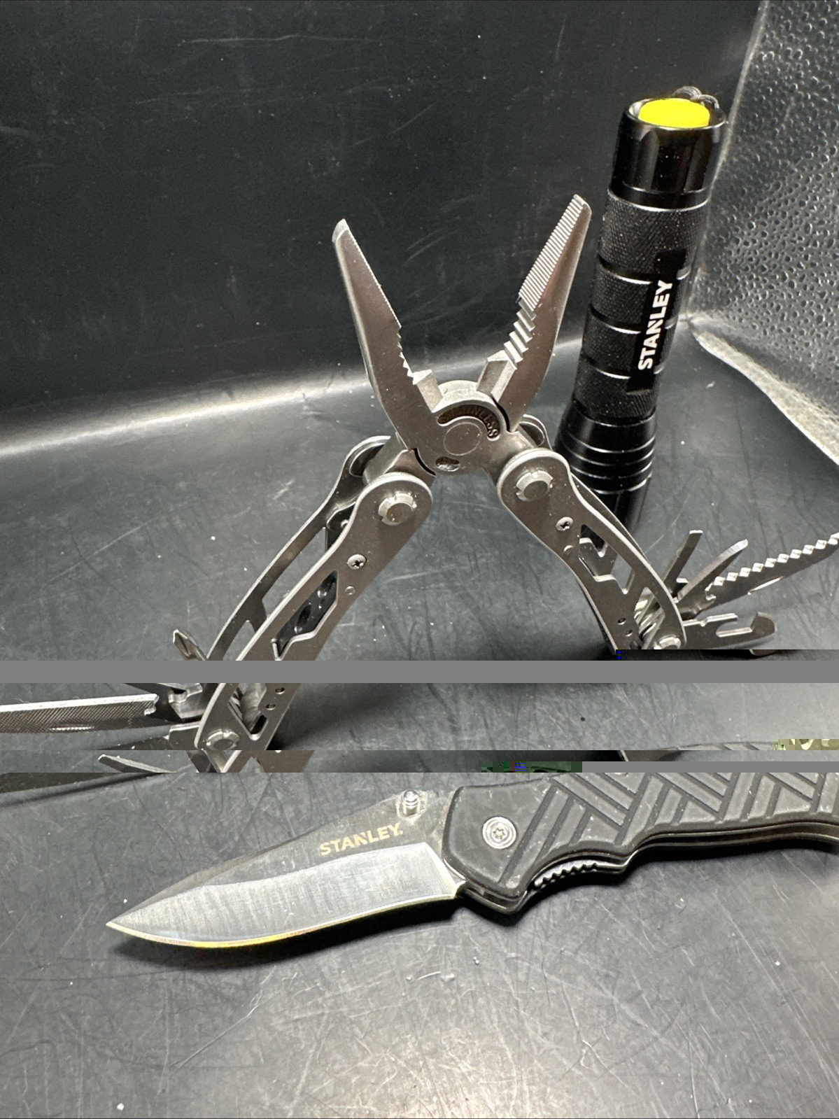 STANLEY KNIFE, MULTI TOOL (12 IN 1), 150 LUMENS FLASHLIGHT