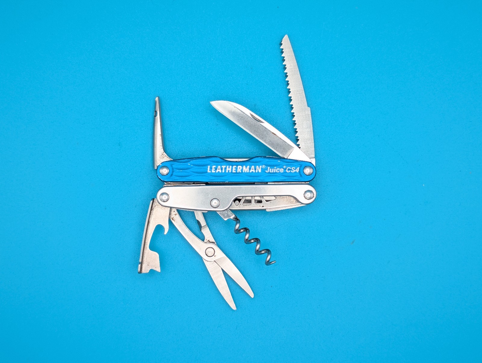Leatherman Juice CS4 Multi Tool! Retired! COLUMBIA BLUE!