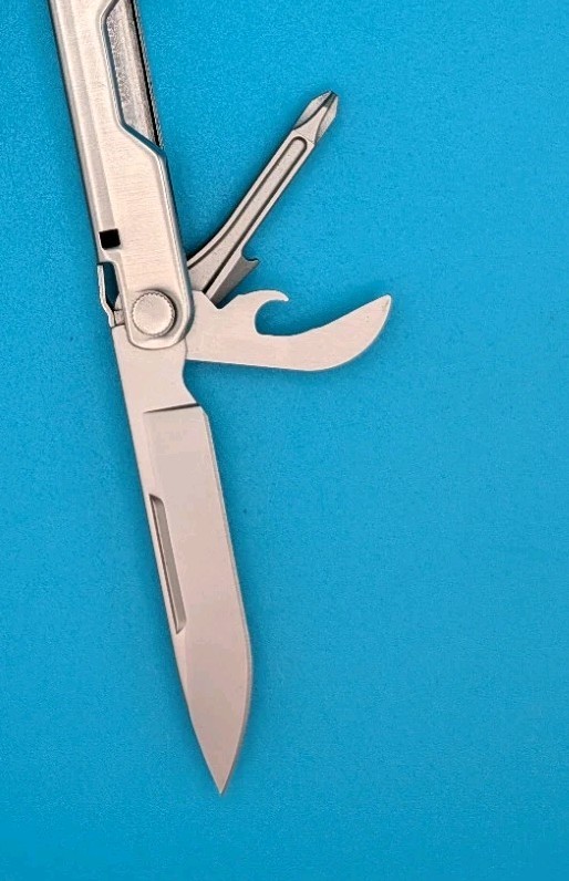 LEATHERMAN Bond Multitool, Stainless Steel Everyday Tool!