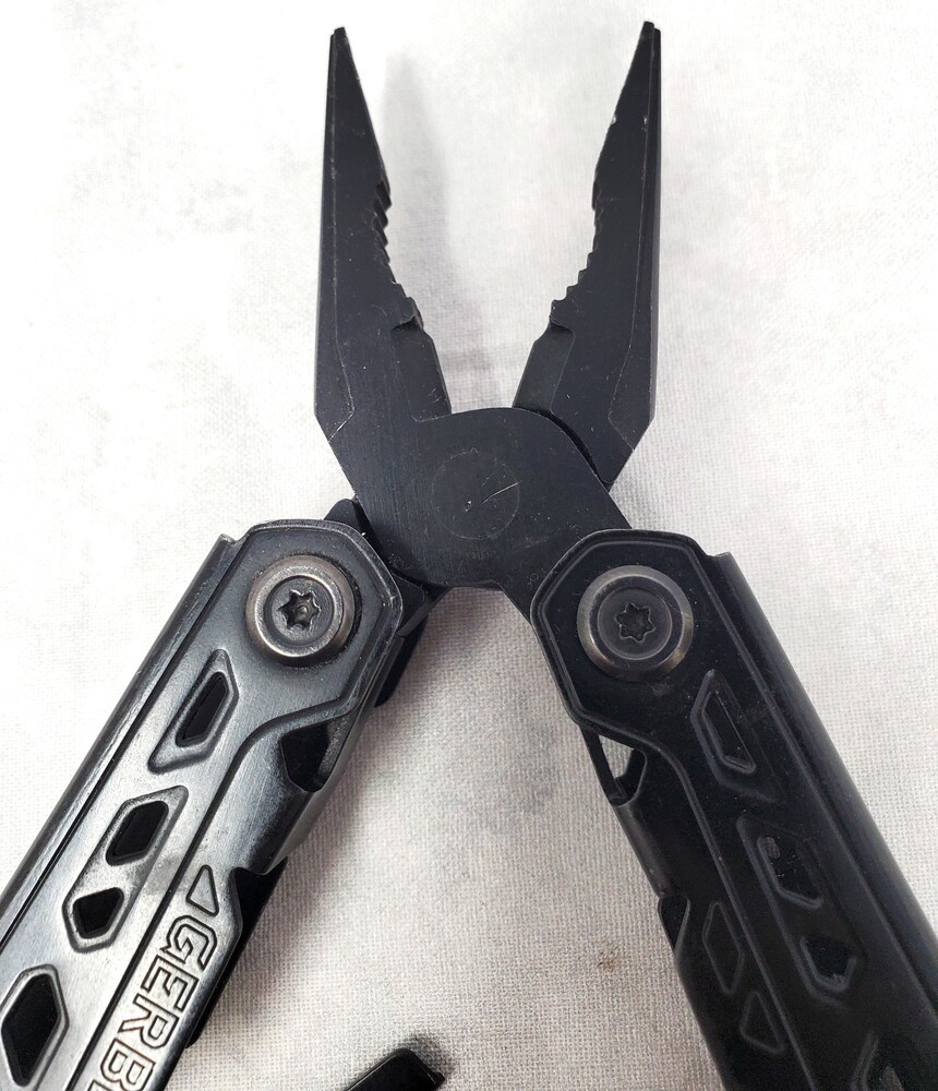 Gerber Gear Truss 17-In-1 Tactical EDC Needle Nose Pliers Multi Tool – All Black