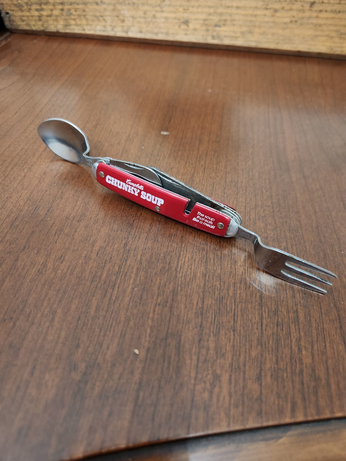 Campbell’s Chunky Soup Foldable 4-Tool Multi-Tool 2.5in Blade Red/Silver