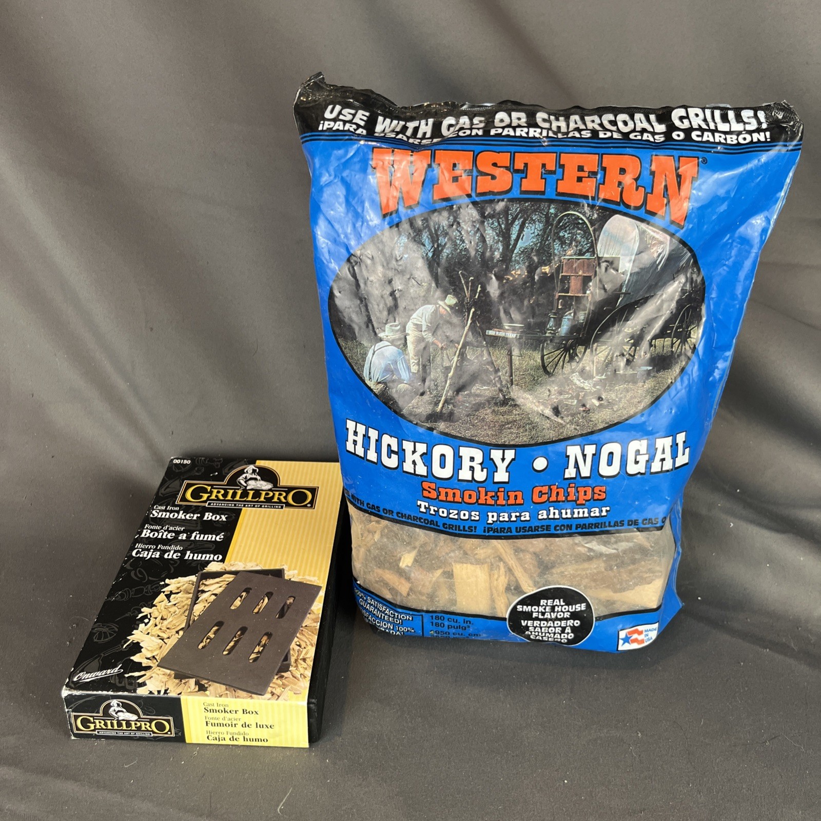 Cast Iron Grill Smoke Box Wood Chip Holder Smoker+ Hickory Smoken Chips Set