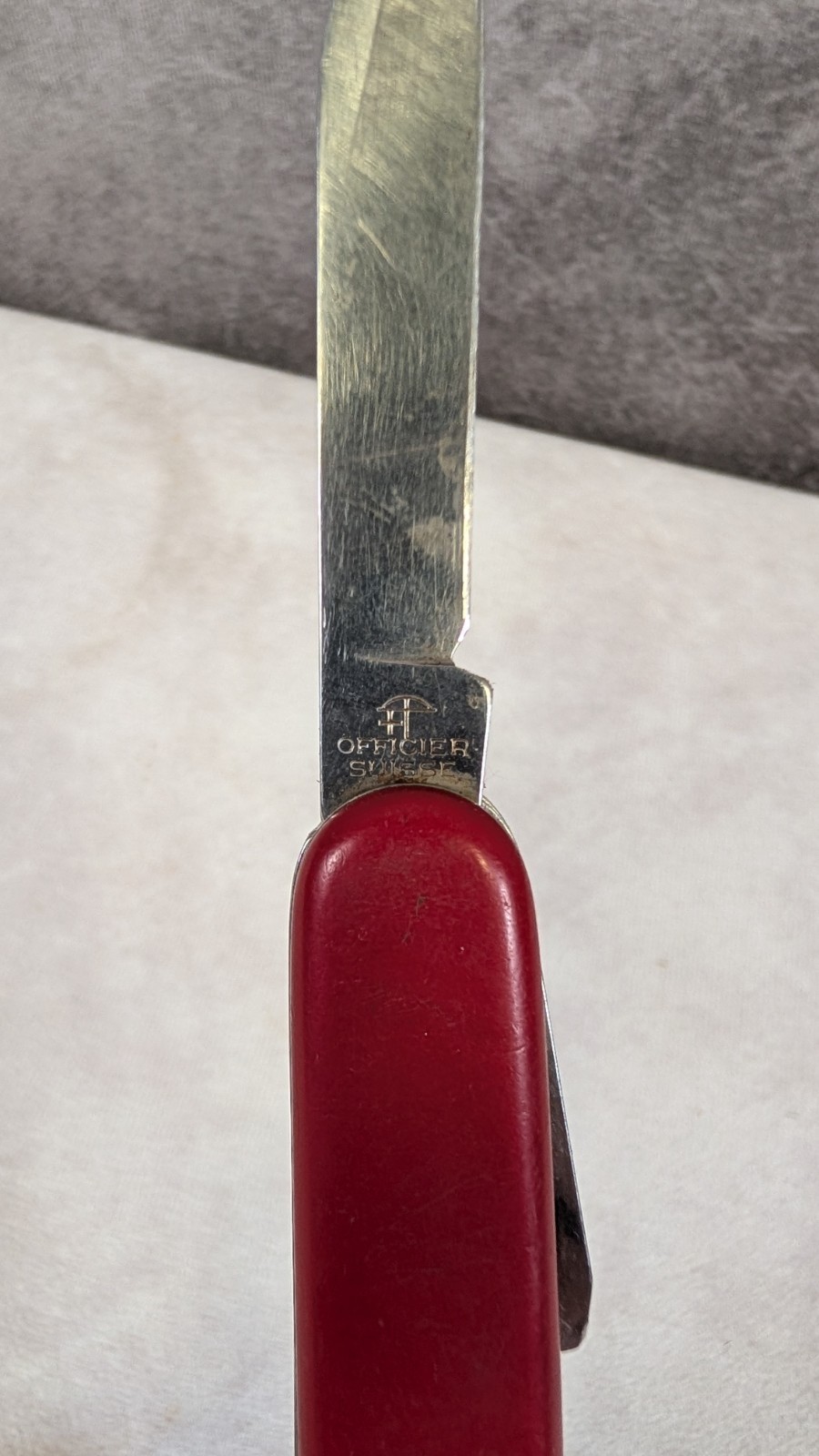 Victorinox Swiss Army Red Multi-Tool Knife Stainless Steel Tweezers Toothpick