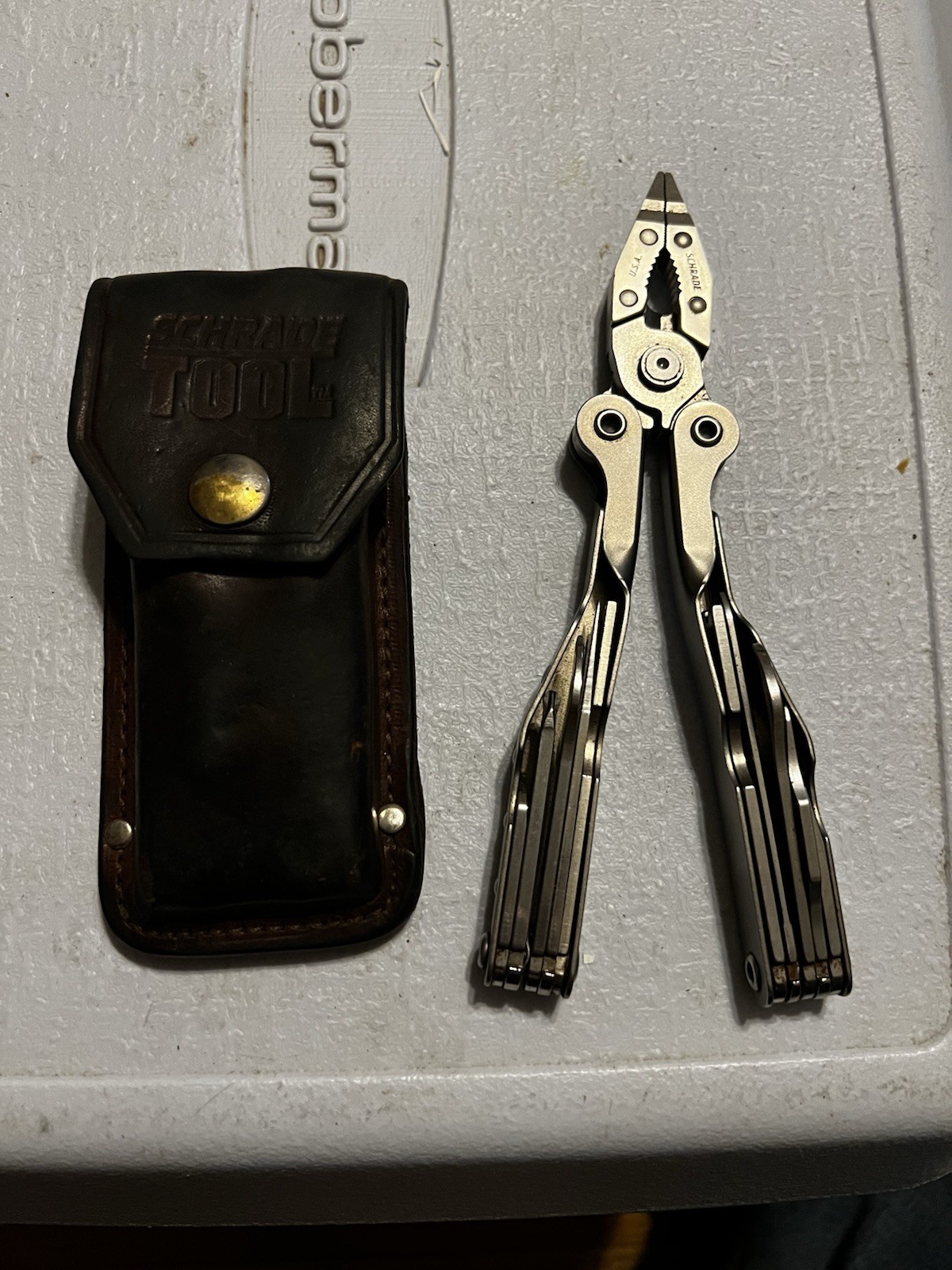 Schrade USA Tough Tool ST1 Multi-Tool Pliers Knife w Leather Sheath Nice!