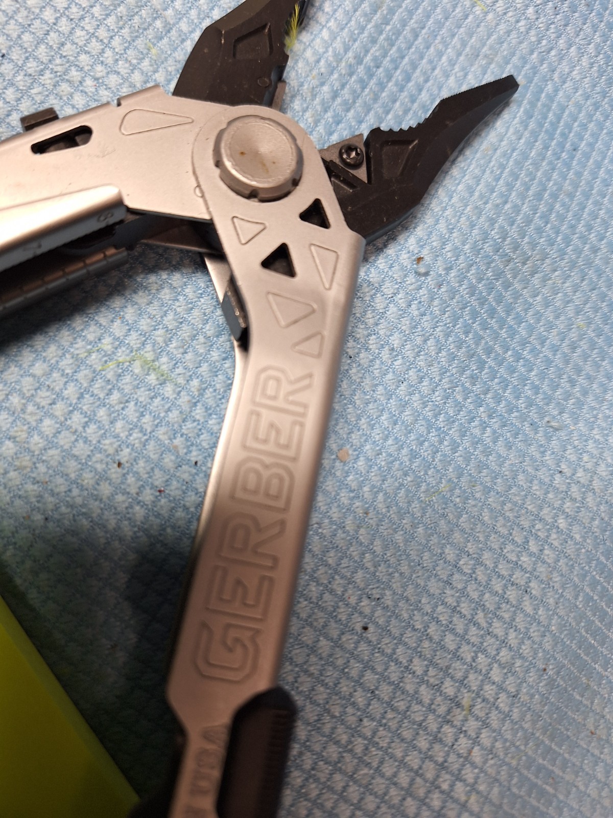 1 GERBER CENTERDRIVE Multi Tool U.S.A. Camping Fishing Lot Z103