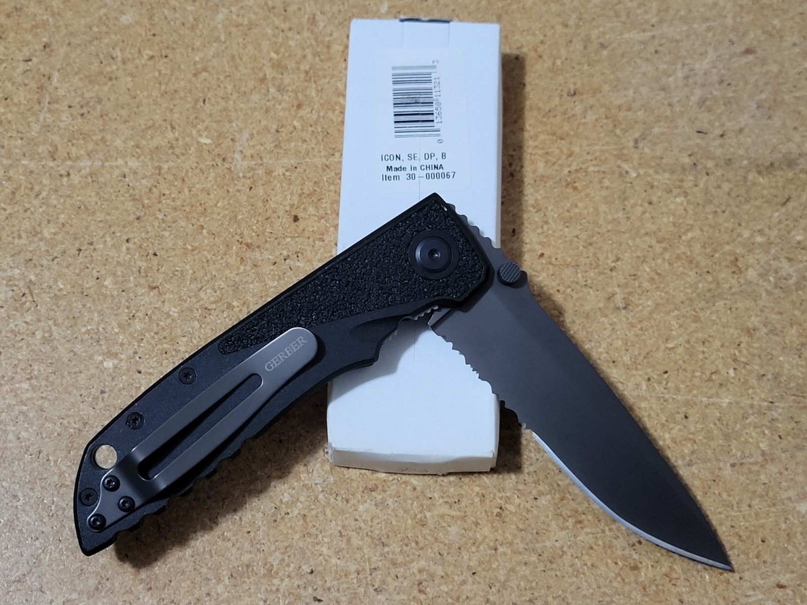 Gerber – Icon – 9.5″ OAL – Aluminum Handle – 4.25″ Blade – Discontinued – Rare