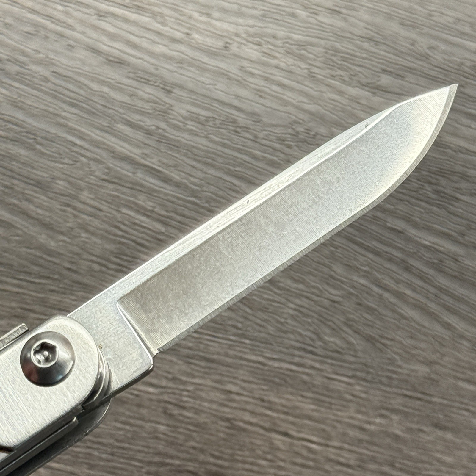 Leatherman Sideclip multitool. Mint. Late Run: shiny factory polished