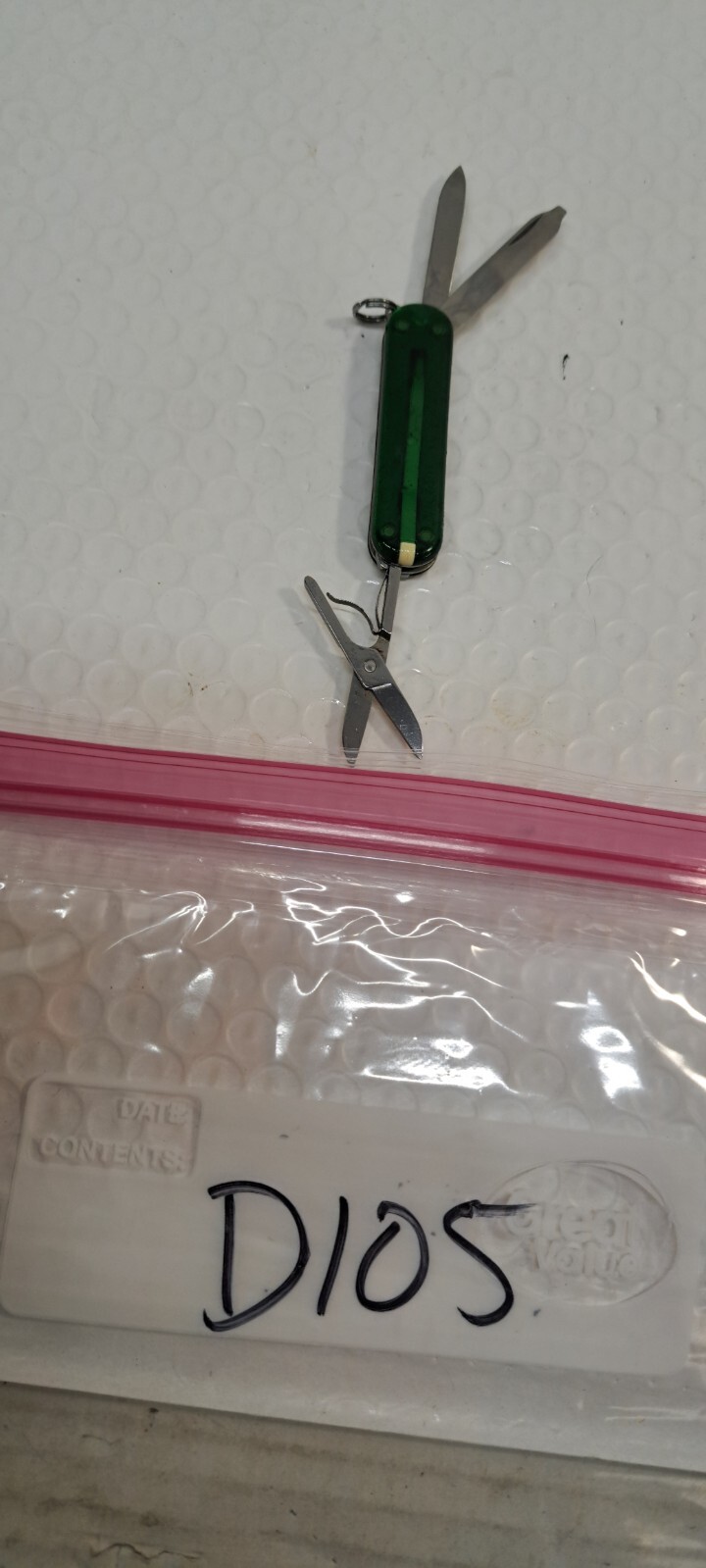 VICTORINOX CLASSIC SD 58MM SWISS ARMY KNIFE POCKET KEYCHAIN TRANSLUCENT GREEN