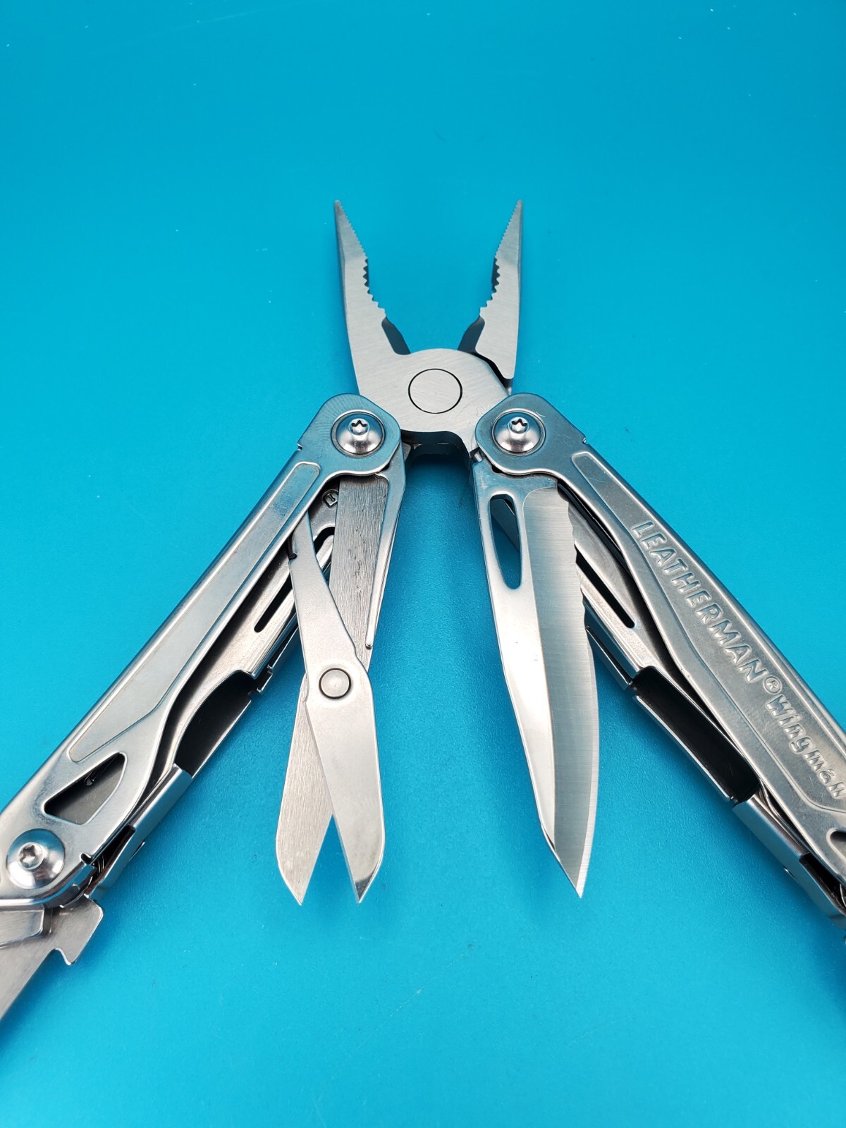 LEATHERMAN WINGMAN MULTI-TOOL! WITH SHEATH! FREE SHIPPING!