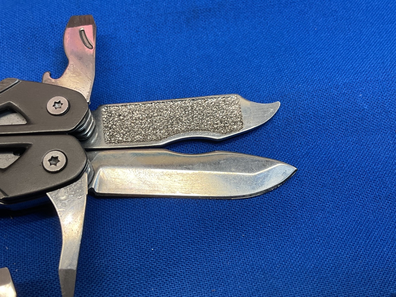 Gerber Clutch and Mini Suspension Multi Tool Knife Pliers Lot of 2 Tools