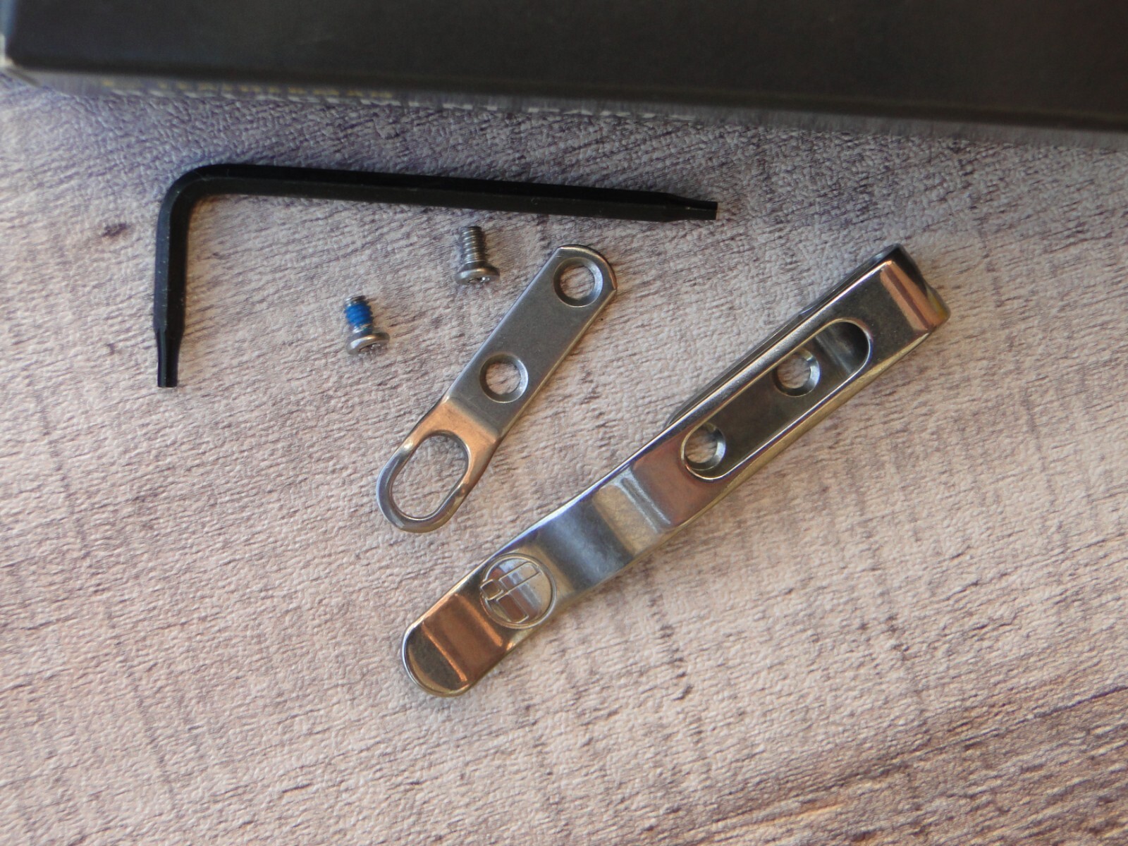 Leatherman® Pocket Clip & Lanyard Ring for Free® K Series Multi-Tools 934868
