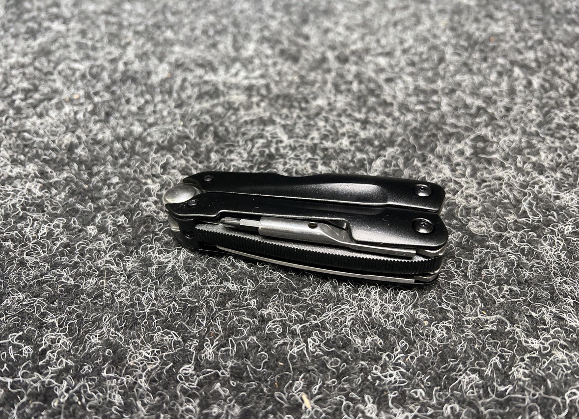 pliers multi tool