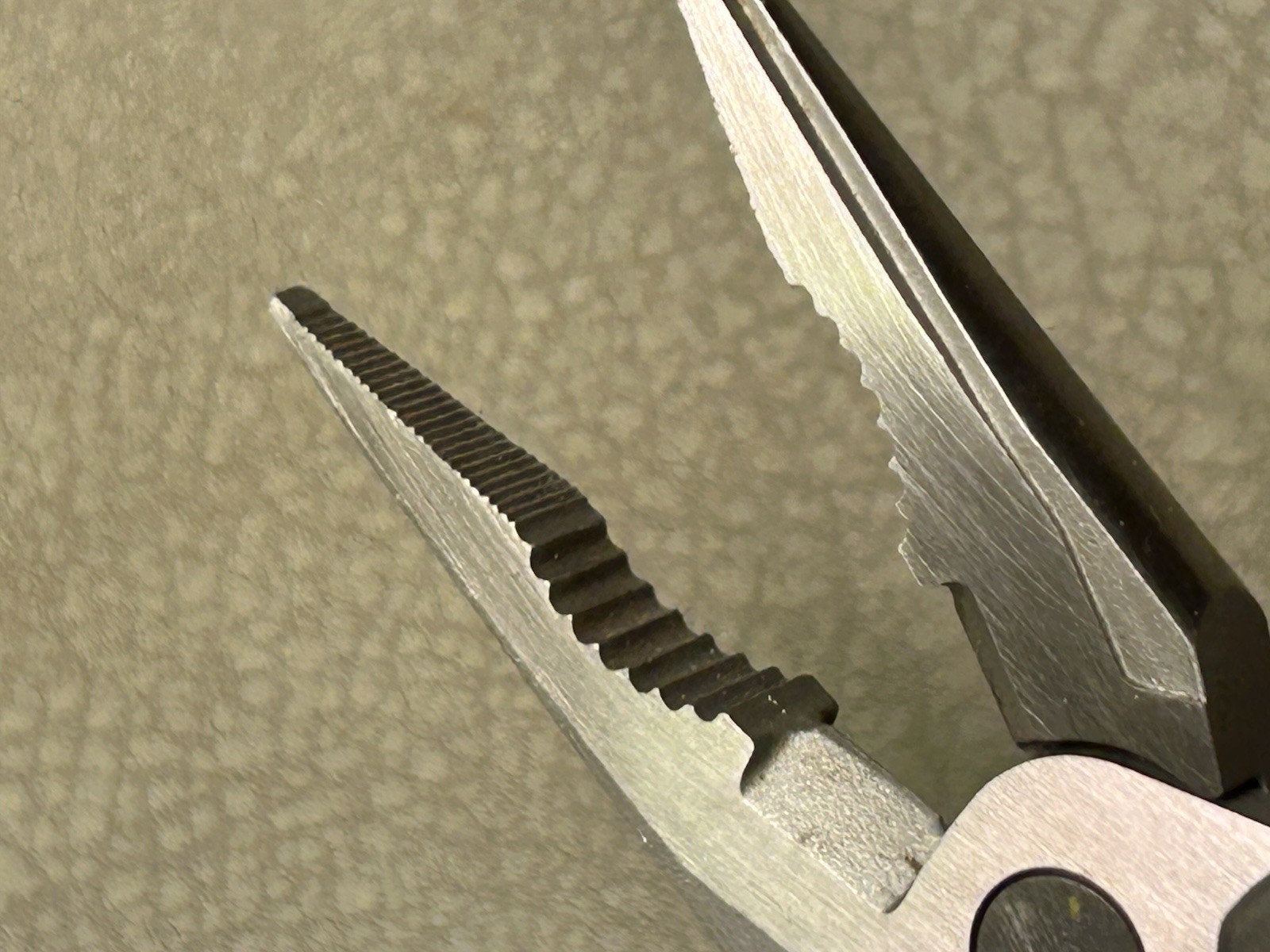 Gerber Suspension Multi Tool Pliers With Sheath