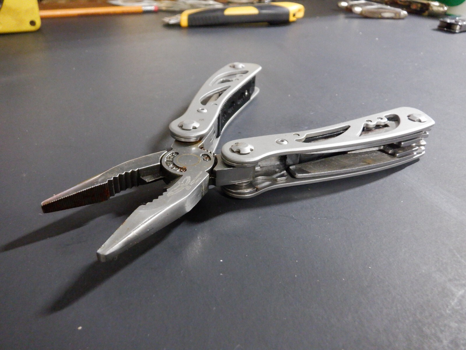 Winchester Stainless Steel Blade Multi-tool