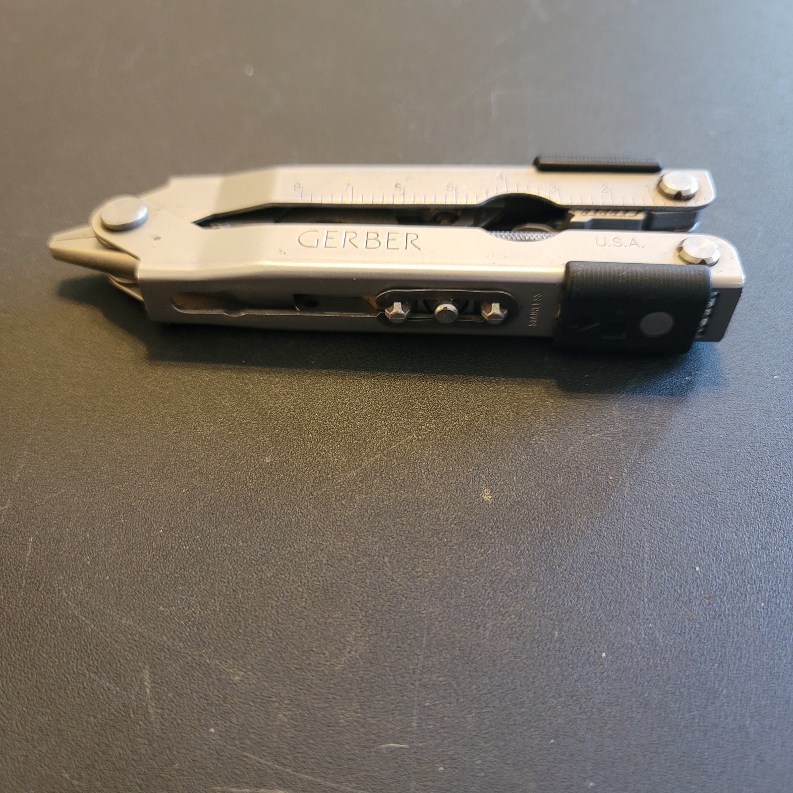 Gerber Multitool And Fixed Blade Lot