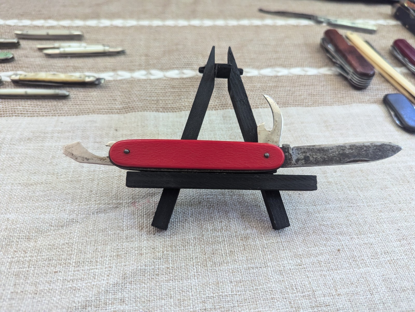 Vintage German 3-Tool Multitool Pocket Knife Carbon Steel Red 3.5″ Plastic Scale