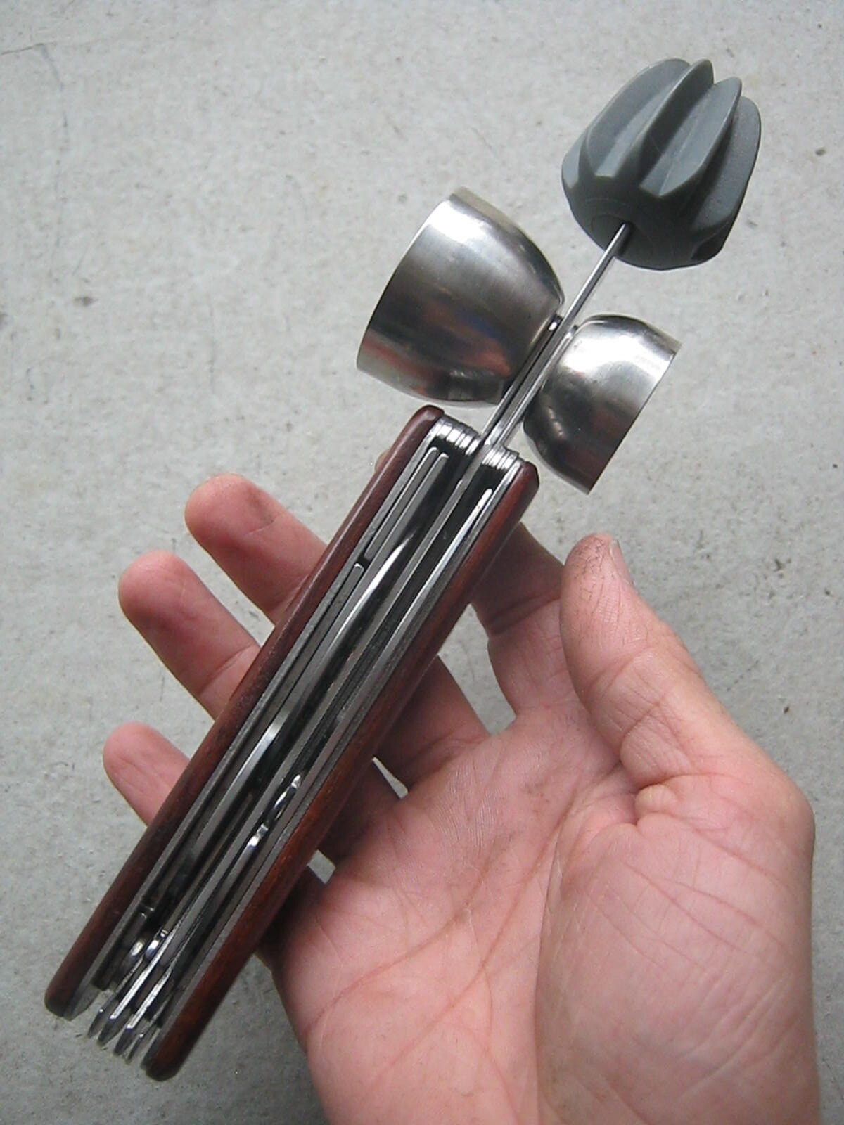 COCKTAIL CRAFTSMAN 10 IN 1 COCKTAIL MULTI TOOL, BARTENDER MUST HAVE KITCHEN ITEM