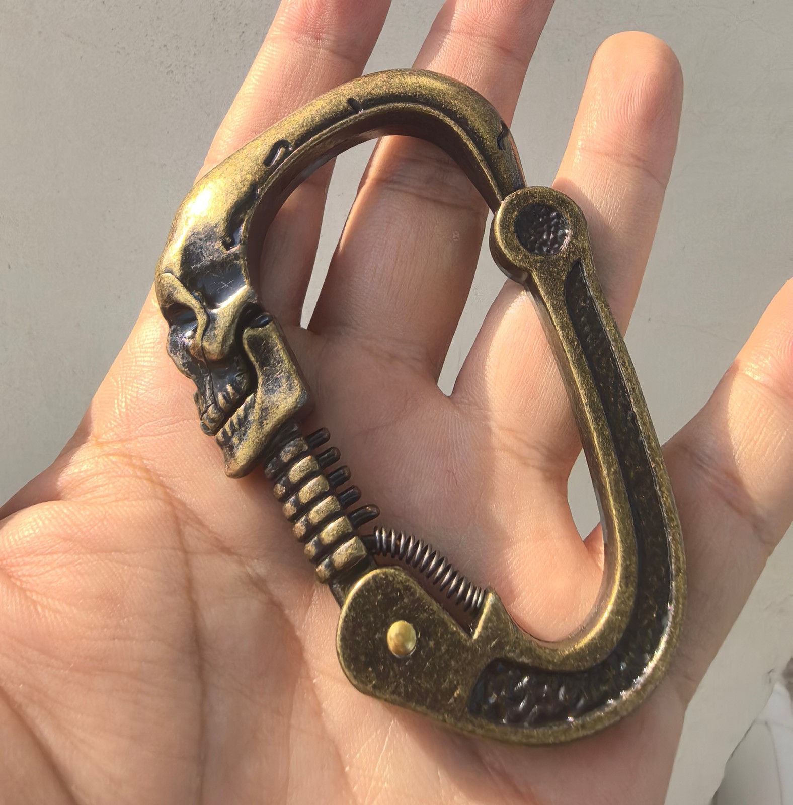 3D Skull Titanium Keyring Multifunctional EDC Tool Carabiner Hook