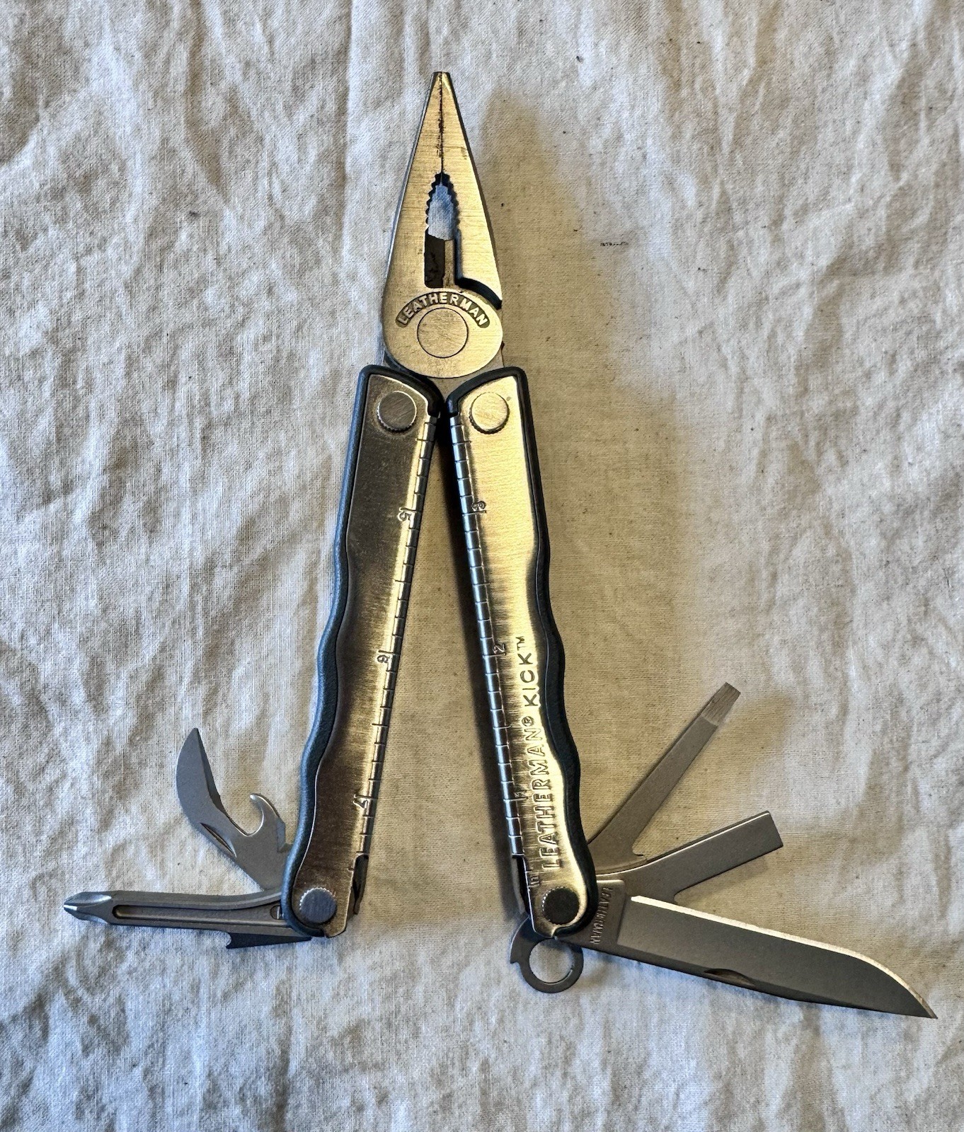 Leatherman Kick Multi Tool w/ Black Leather Sheath Used Good Condition