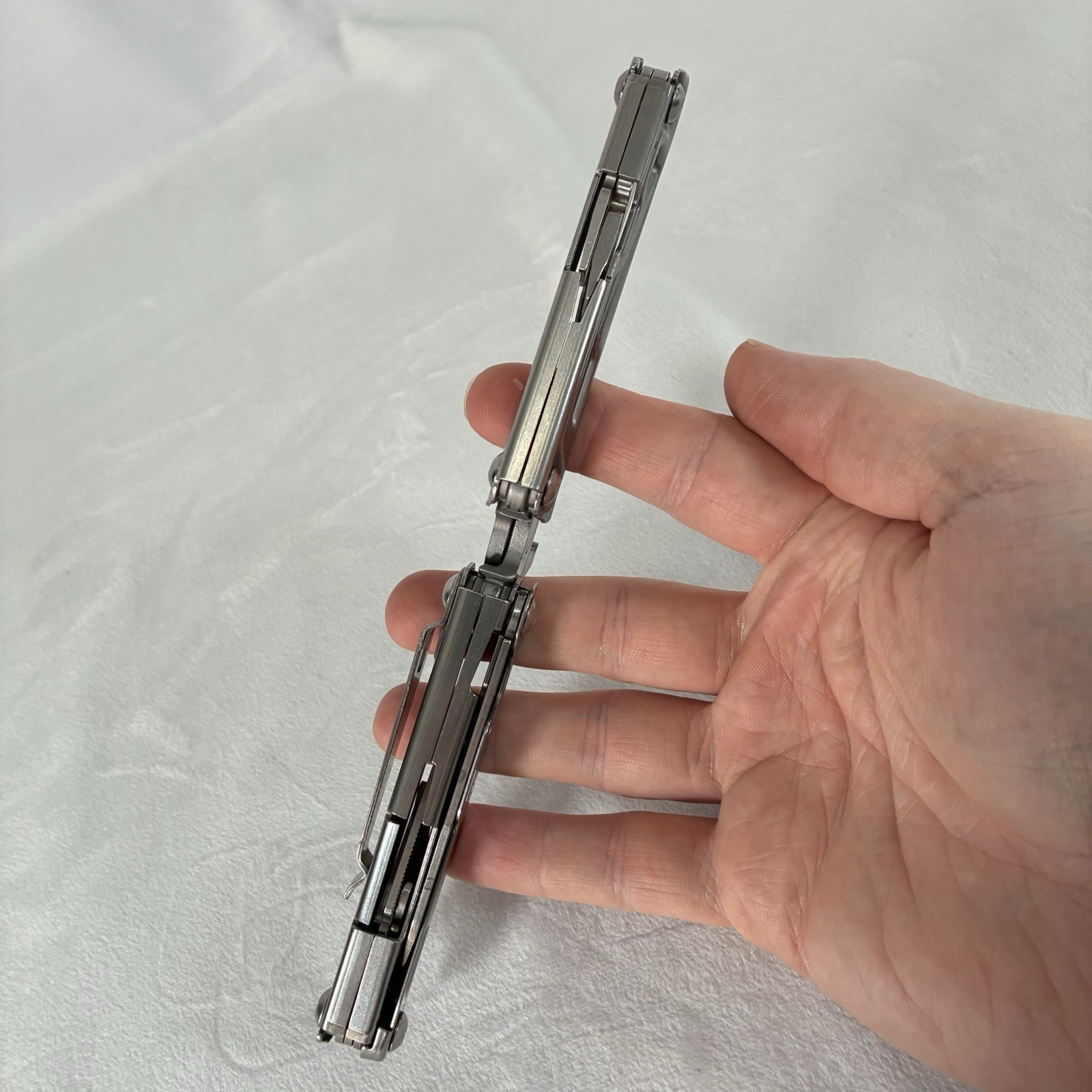 Leatherman Rev Stainless Steel 14-Tool Multi-Tool Pocket Knife w/ Pocket Clip