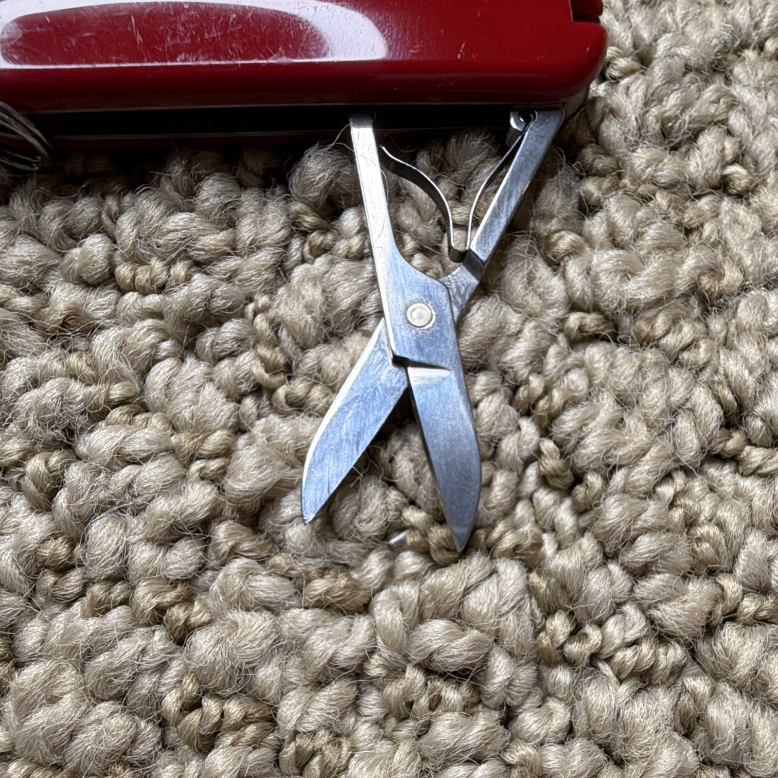 Victorinox Classic SD Red Swiss Army Multi-Tool 5 Tools Scissors Knife Nail File