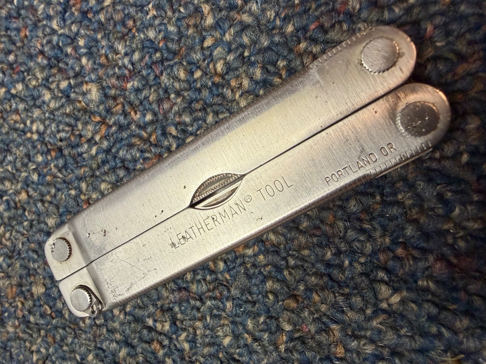 Original Leatherman tool, 8 blades + pliers, USA, as-found, good condition