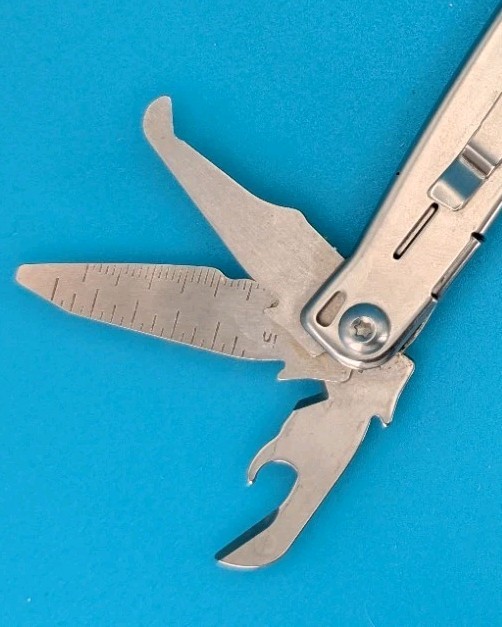 LEATHERMAN WINGMAN MULTI-TOOL! FAST SHIPPING!