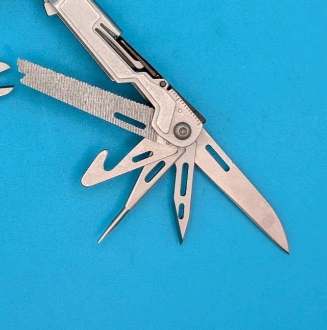 SOG PowerPint Tool Compact Lightweight Silver Multi-Tool!
