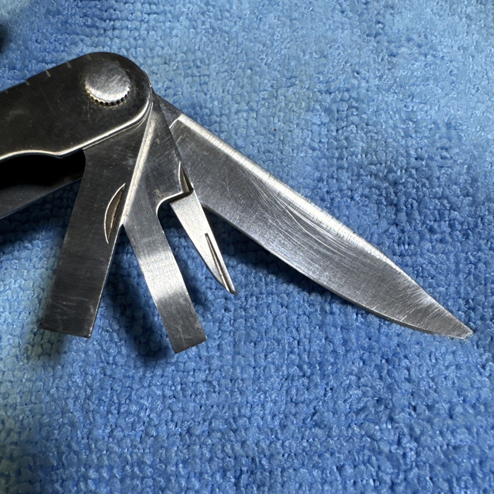 Vintage Leatherman Multi Tool w/ leather Sheath Pouch TM 1325473 Portland OR