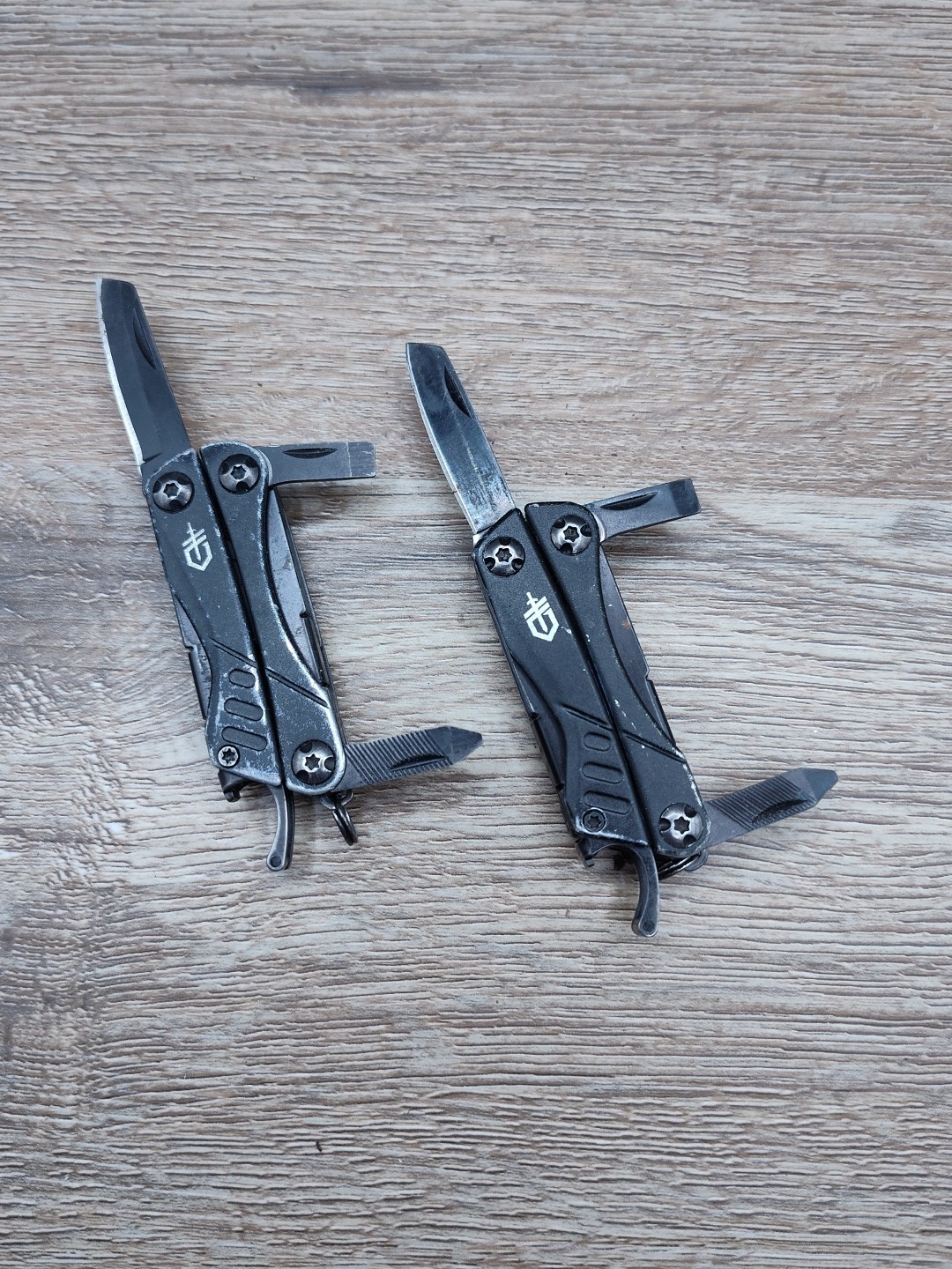 Lot X 2 Gerber Dime Multi Tool Pliers Knife Tools