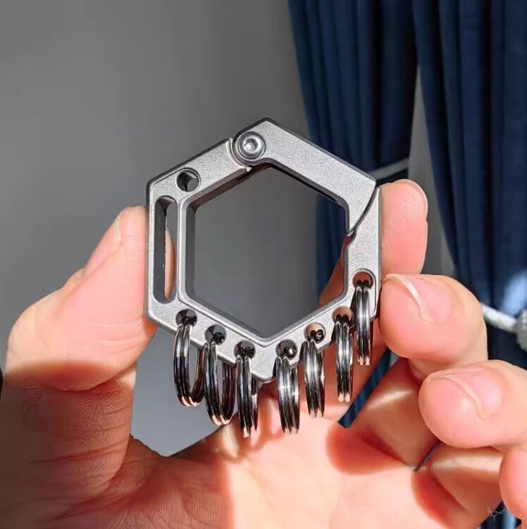 Hot Titanium Hexagon Key chain Carabiner Pendant Outdoor Connectors w/ 7 Rings