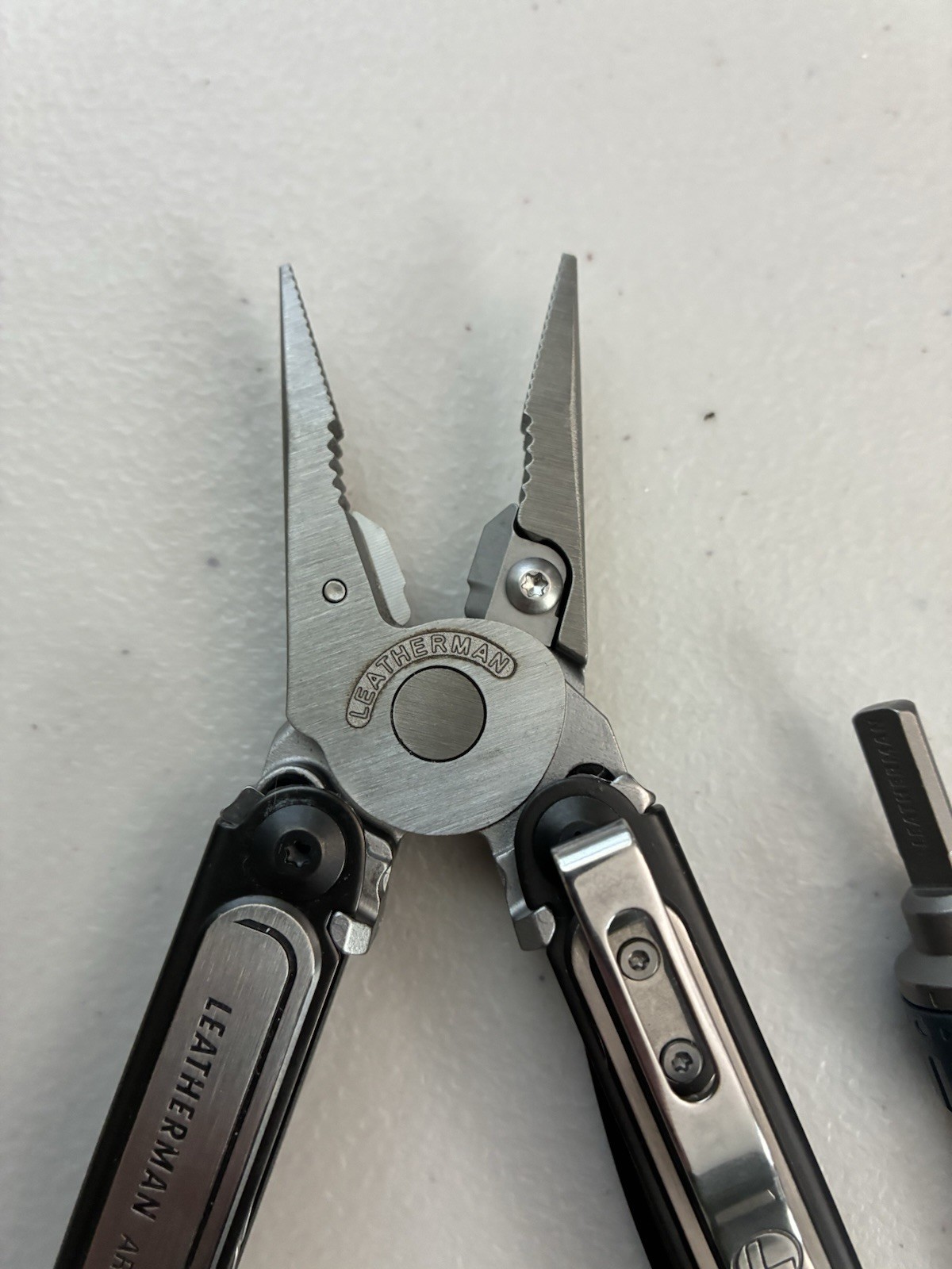 Leatherman Arc SEE DESCRIPTION