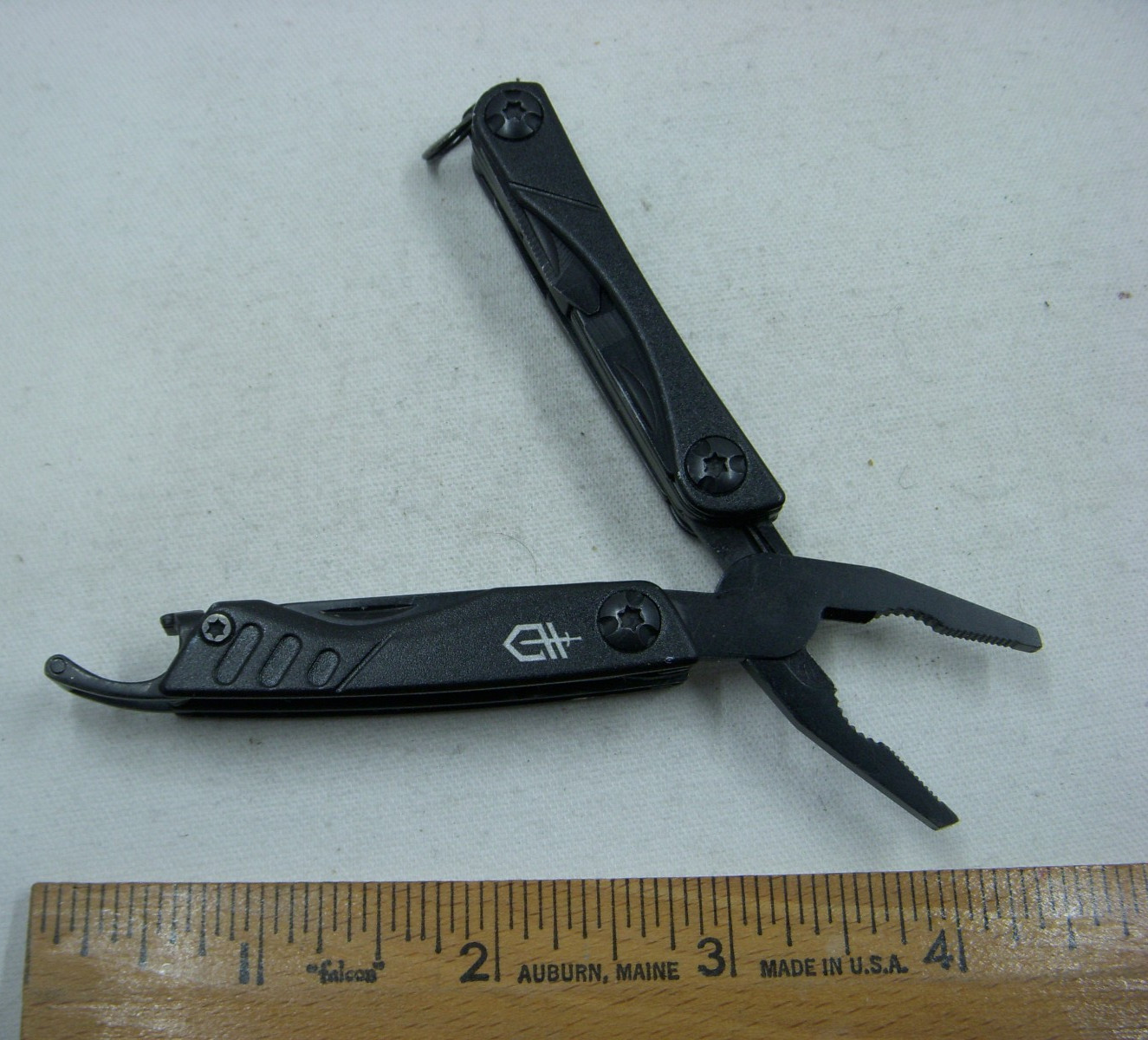 Gerber Dime 4660524D1 Black 11 Function Multi Tool