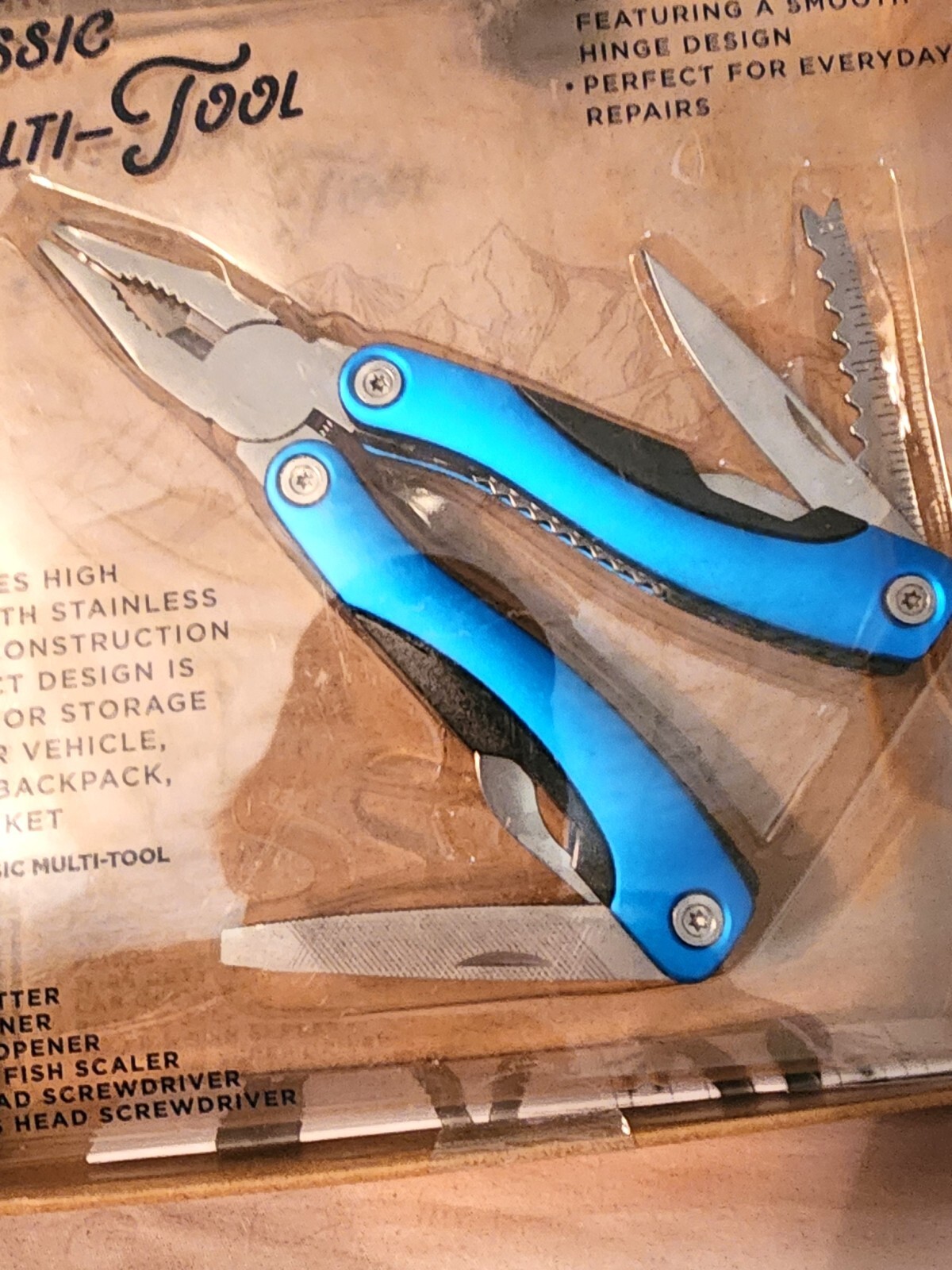 B/92 Adventure is Out There 11 In 1 Classic Multi-tool – Blue Factory Sealed