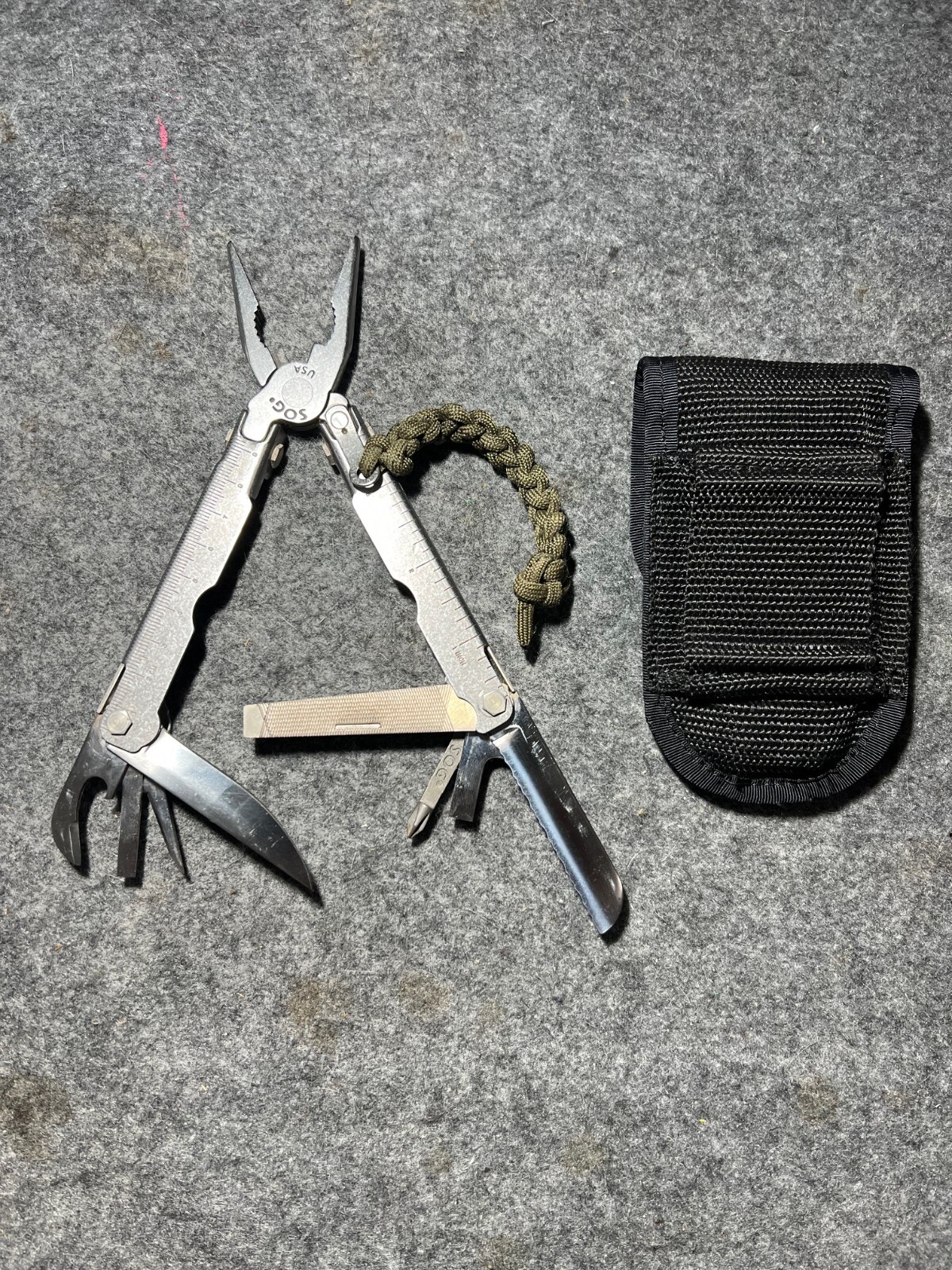 SOG Para Multi-Tool with Nylon Sheath and Lanyard