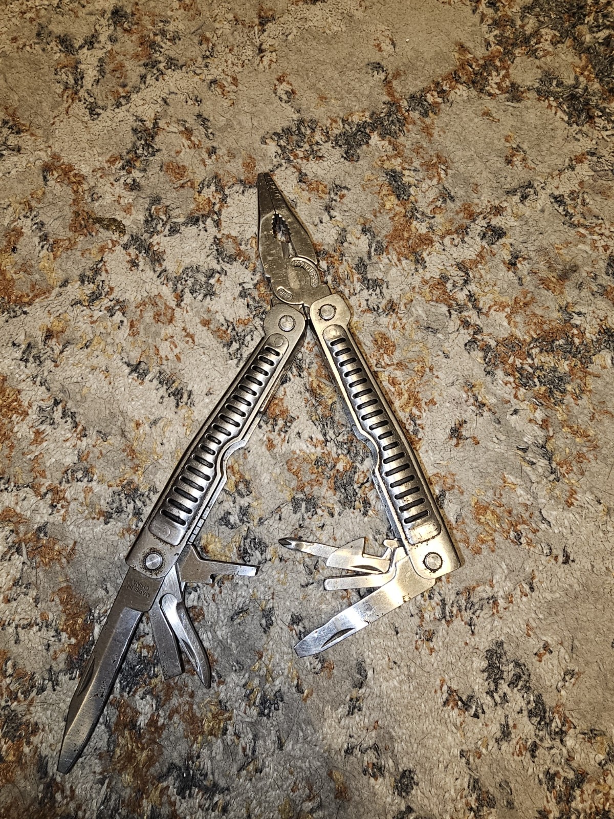 Stainless Multi Tool Plier Pocket Knife Tool