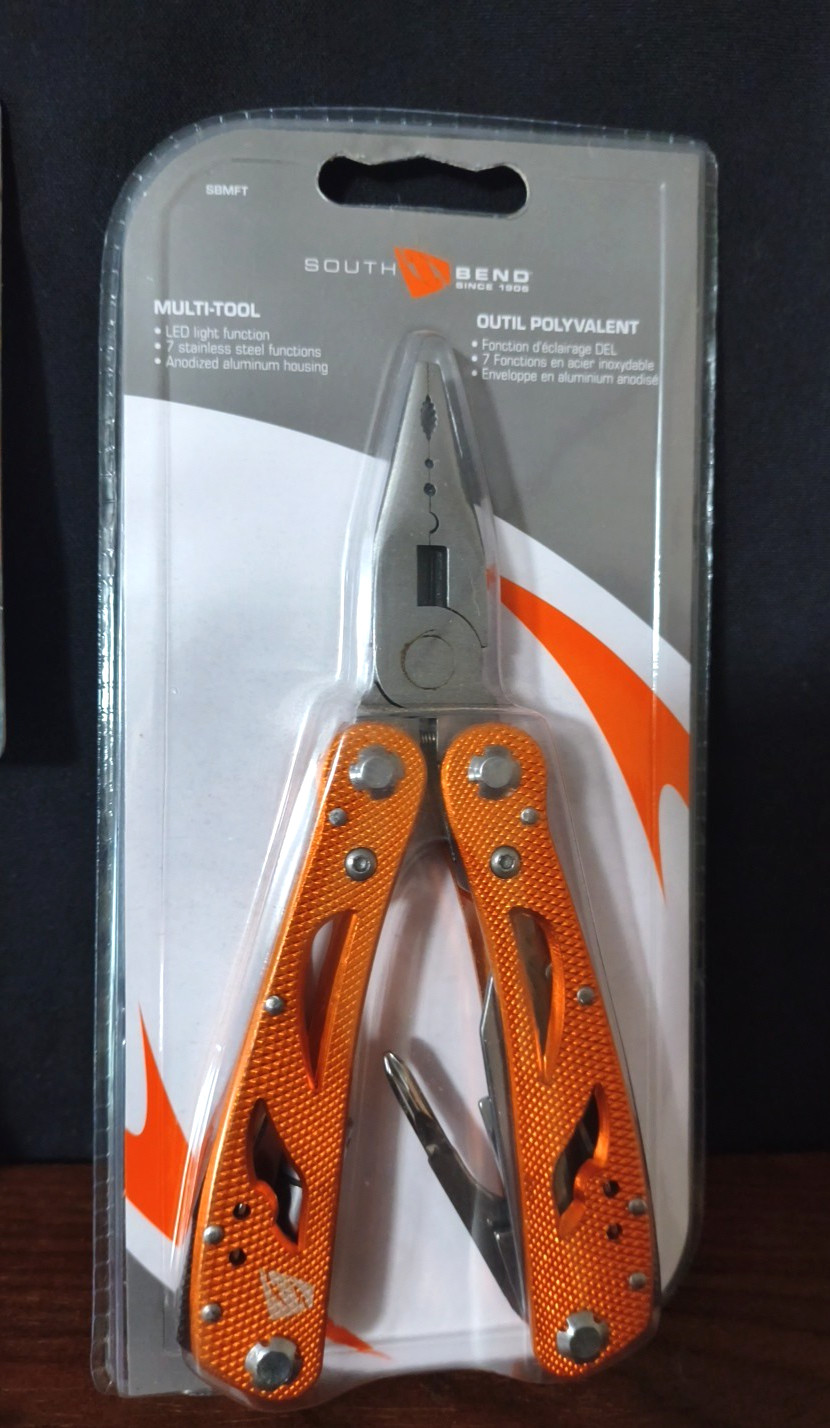 South bend multi tool and PT Firepoint w2338 pen light