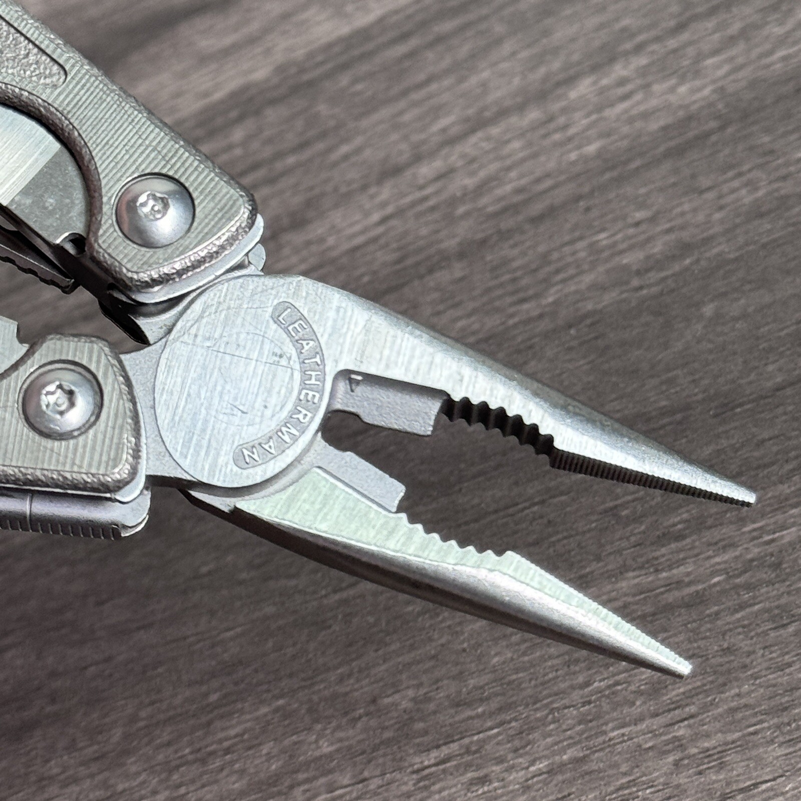 Leatherman Charge Ti Multitool early PAT PEND, early bits