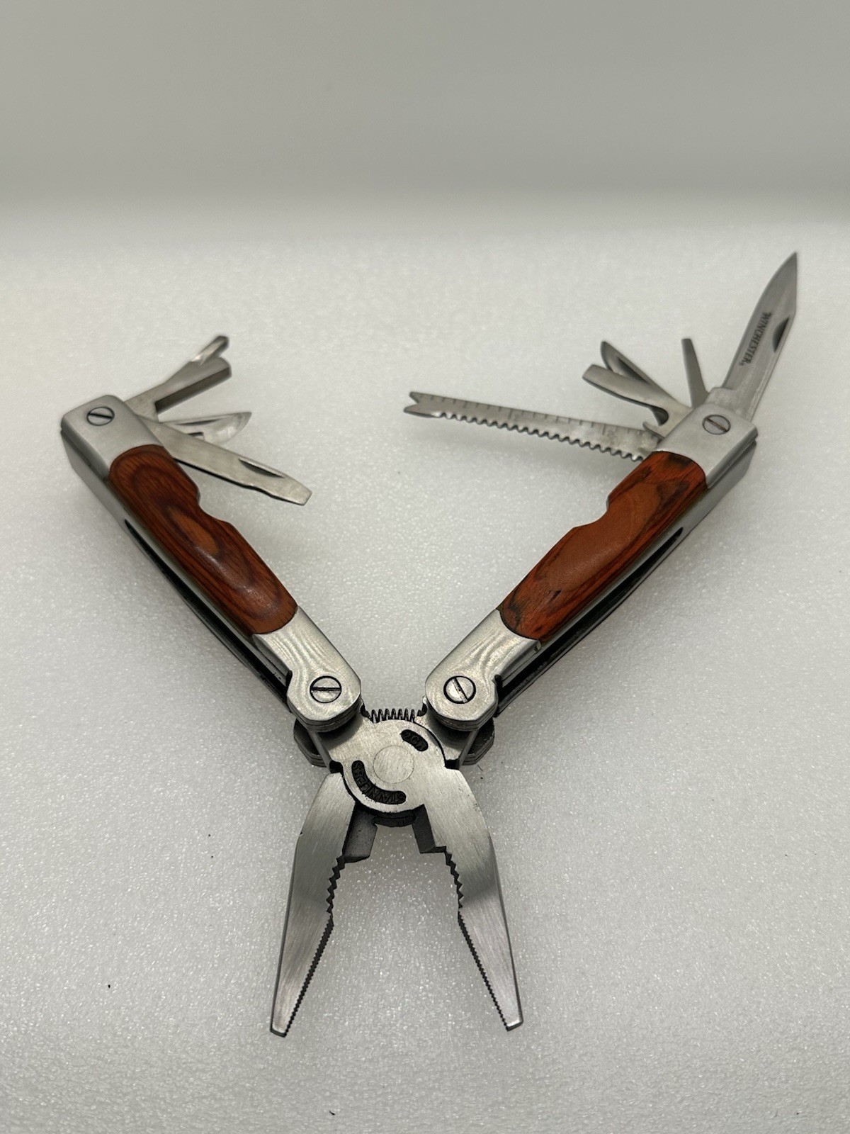Winchester Wood Inlay Butterfly Opening 12 In 1 Multitool W/ Sheath & Bit Set