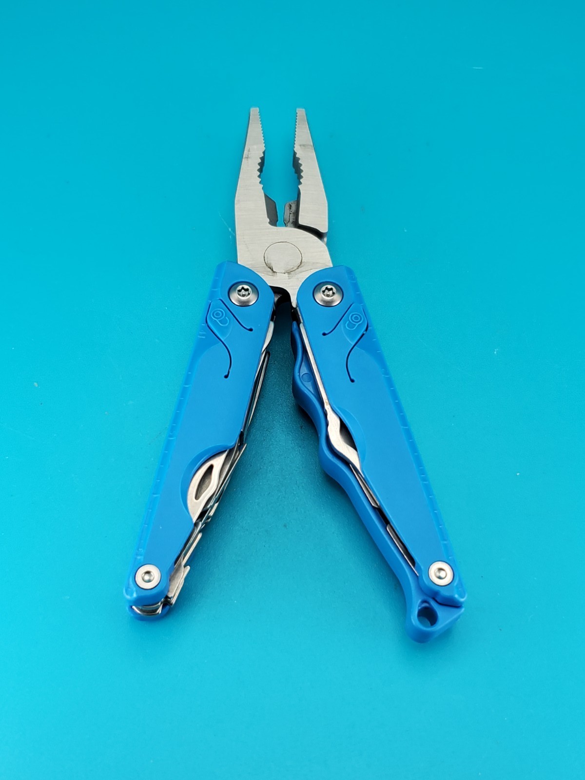 Leatherman Leap Blue Multi-Tool! Rare & Hard to Find! Retired! NEW!