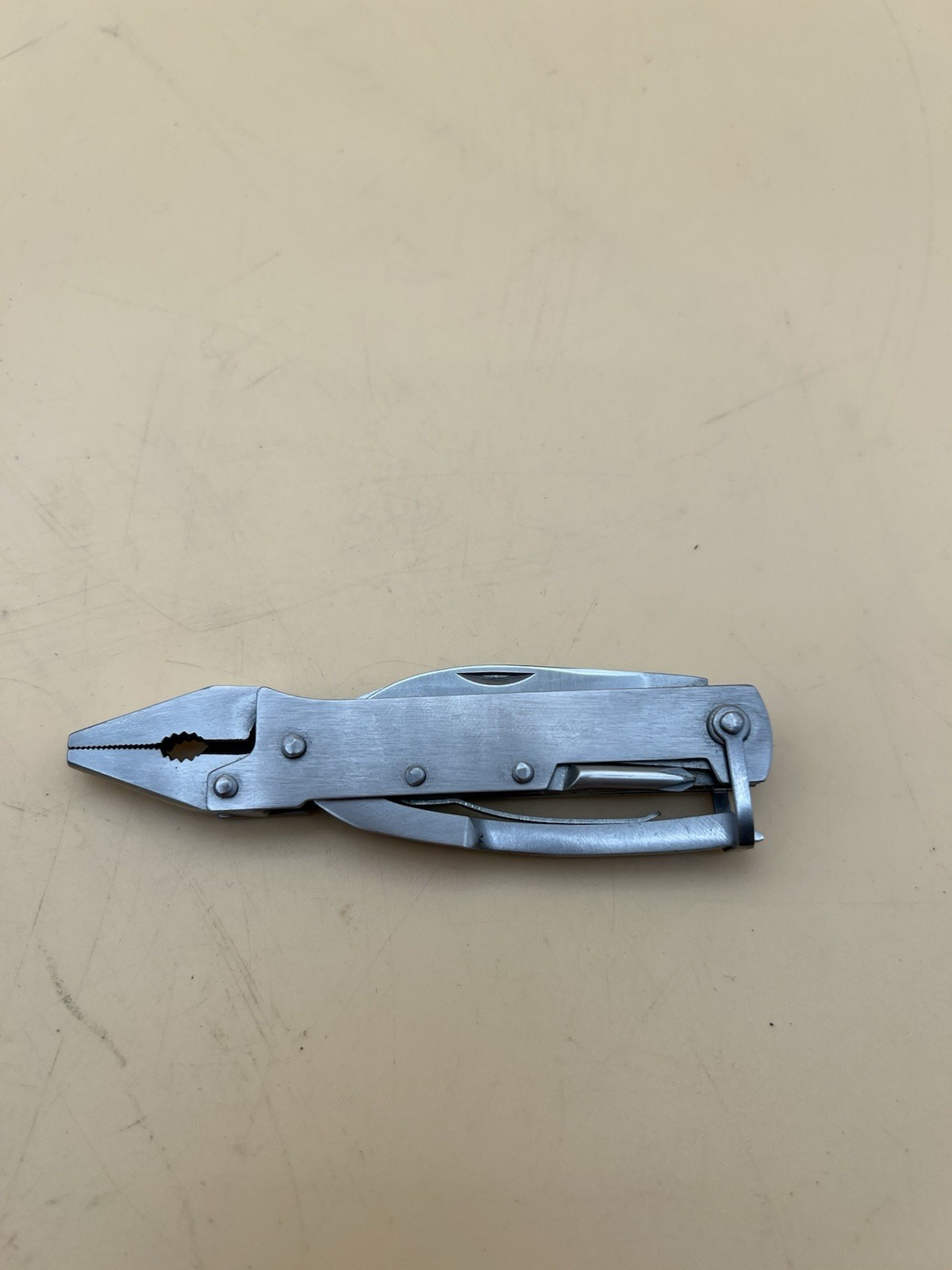 Stainless Steel Multi-Tool With Carrying Pouch – Pre-owned