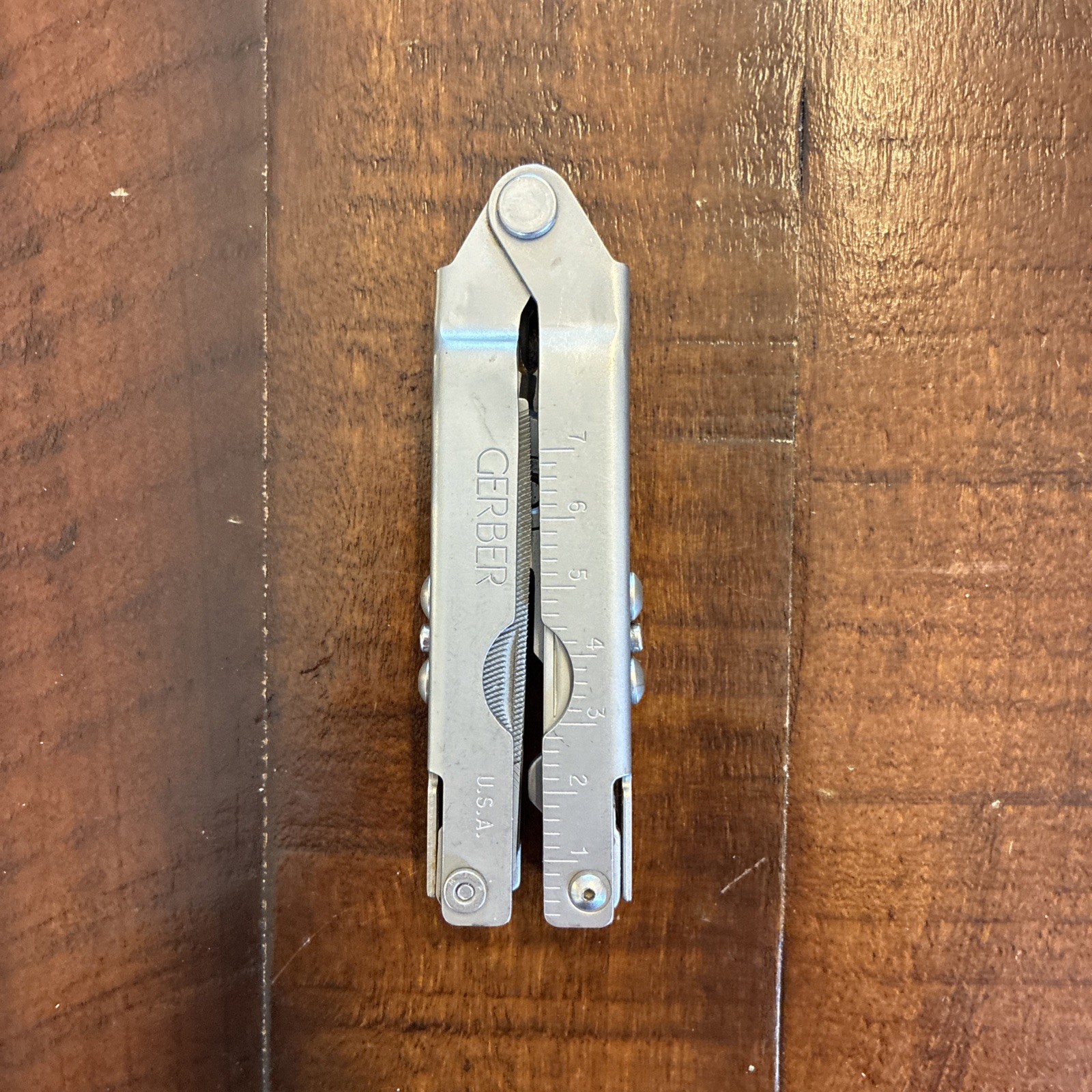 Gerber USA MP600 Blunt Nose Multitool Pliers Knife Saw Vintage – Very Clean!