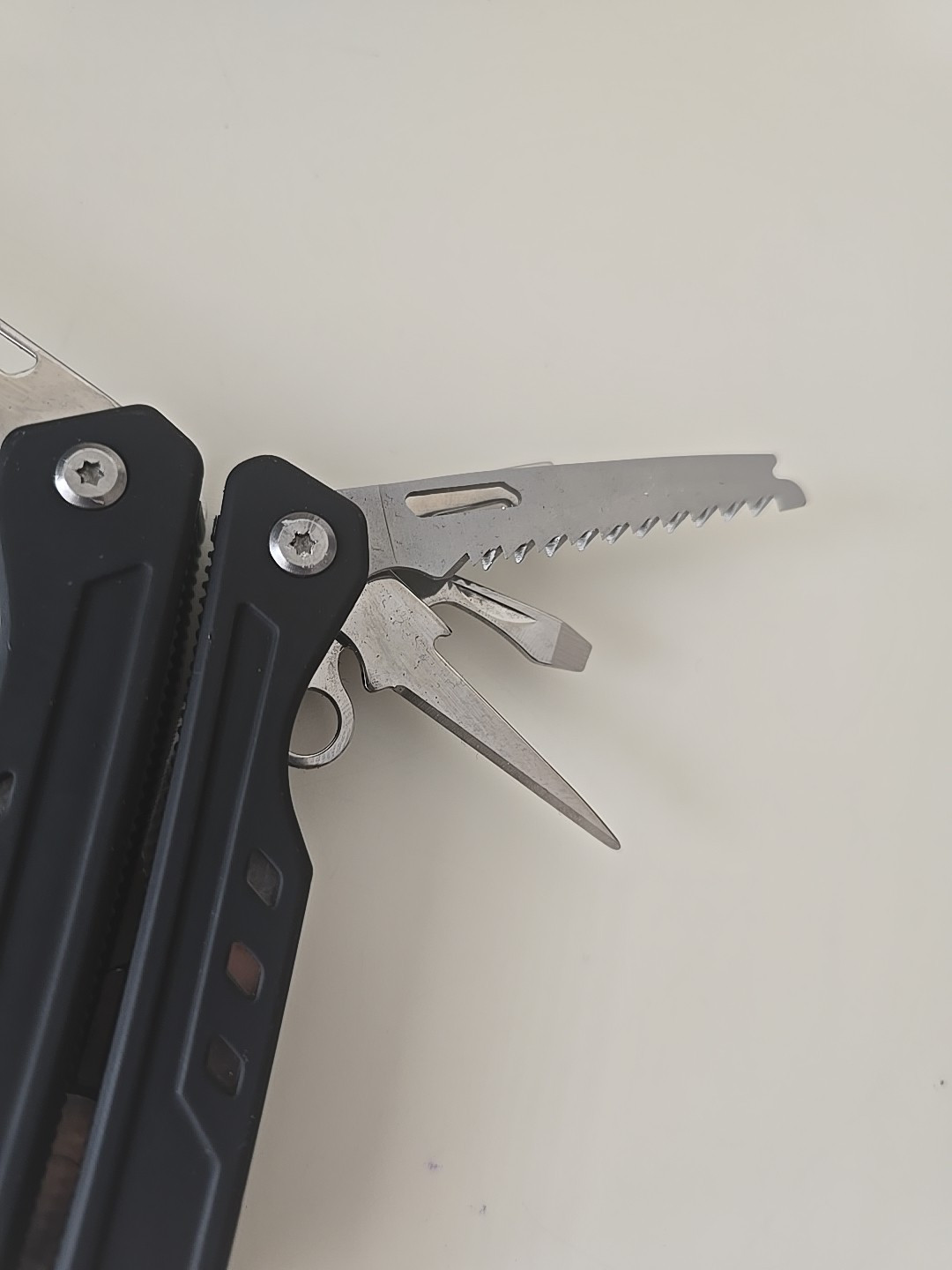 Ozark Trail 12 In 1 Multi-tool Black 4-1/8”Closed
