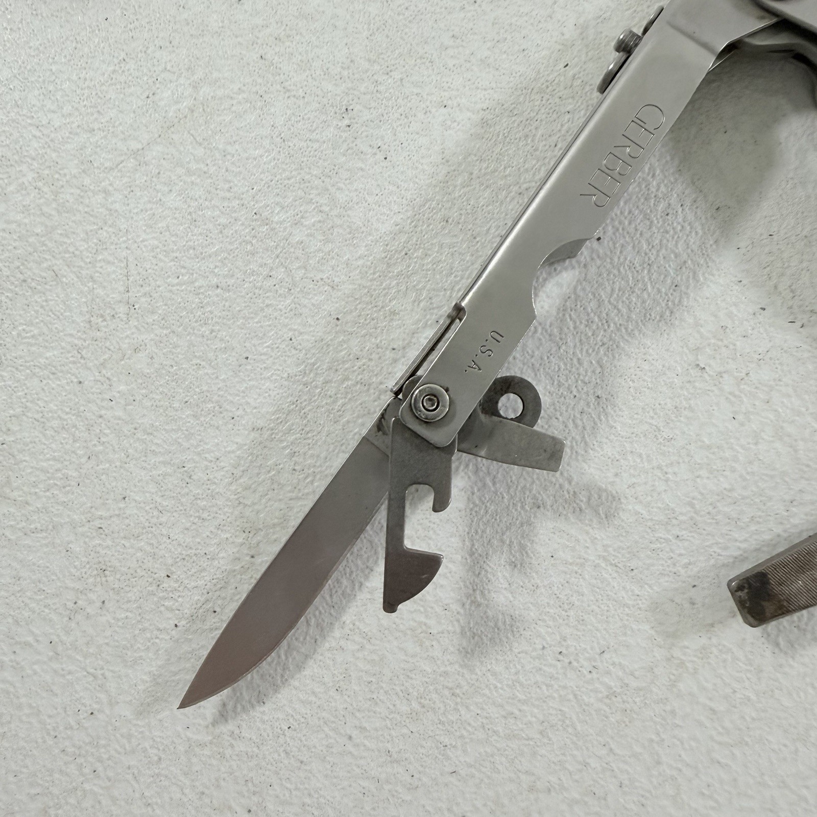 Vintage Gerber Multi Tool Pliers Patent 5142721/5142844 W/ Sheath AS IS FOR PART