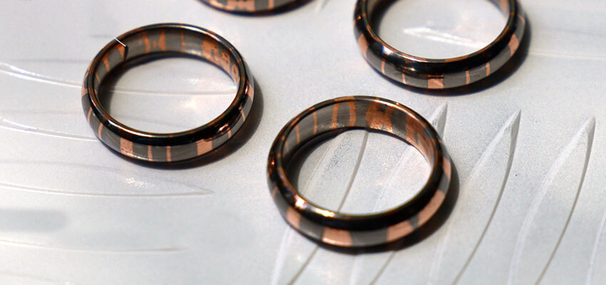Hot Solid Superconductor Round Finger Ring Cool Necklace Pendant Bead Decorative