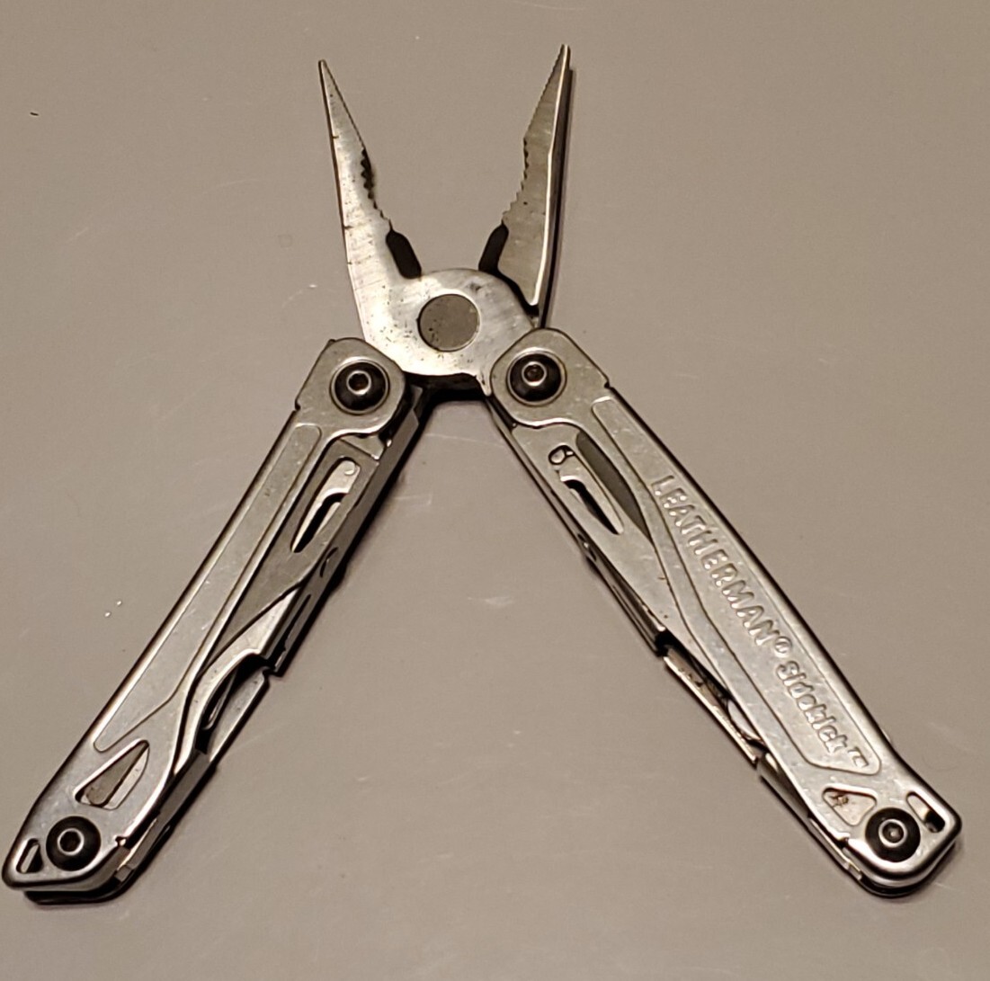 Leatherman Sidekick Stainless Steel Multi Tool LM39